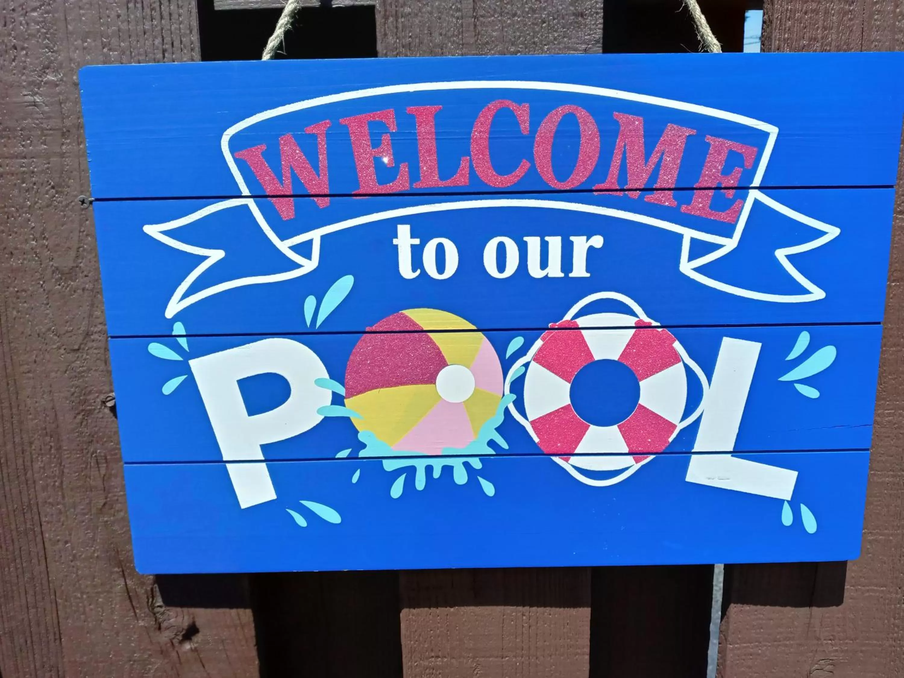 Swimming pool in Ashley Quarters Hotel Airport-Cincinnati