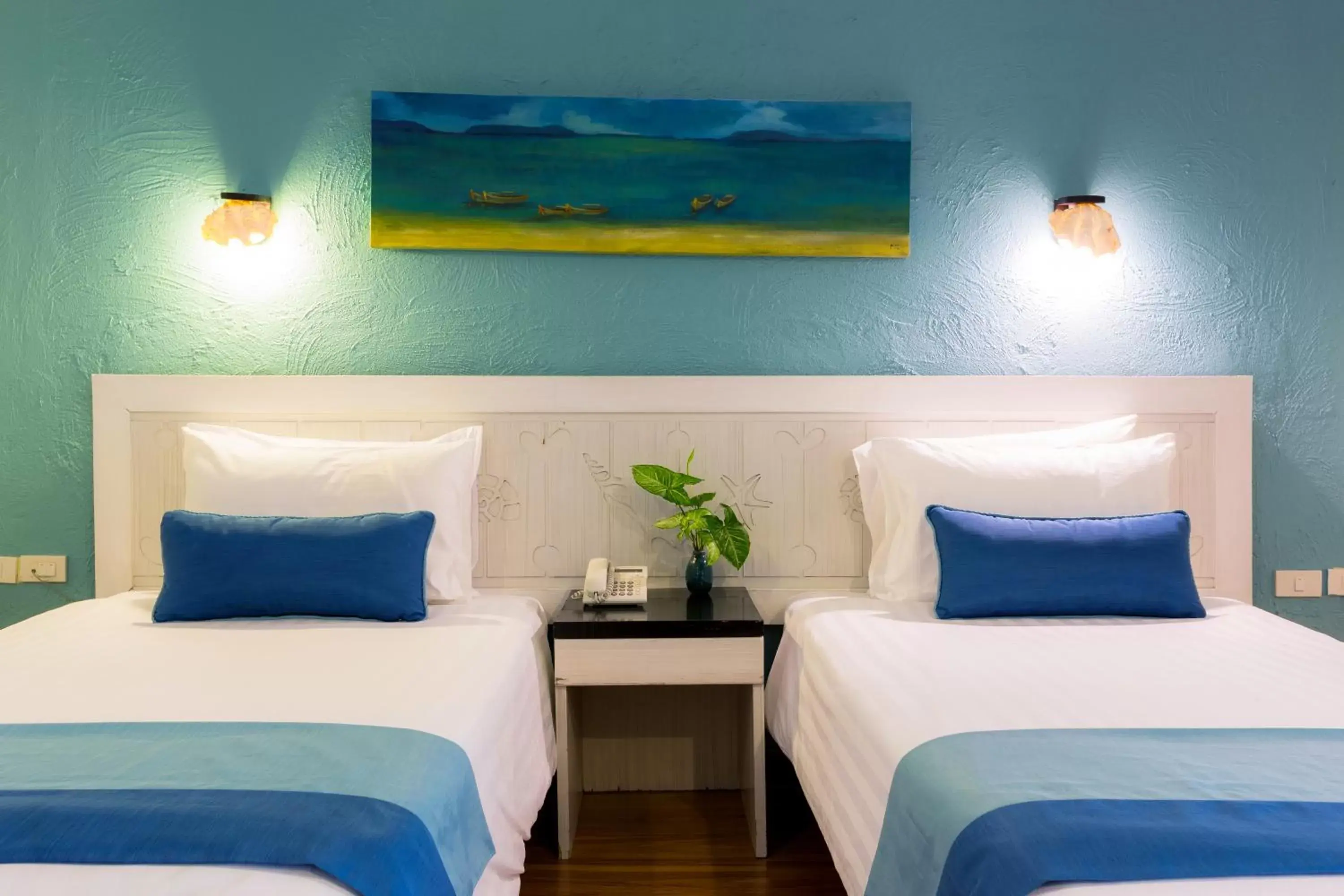 Bed in Vacation Village Phra Nang Inn - SHA Extra Plus