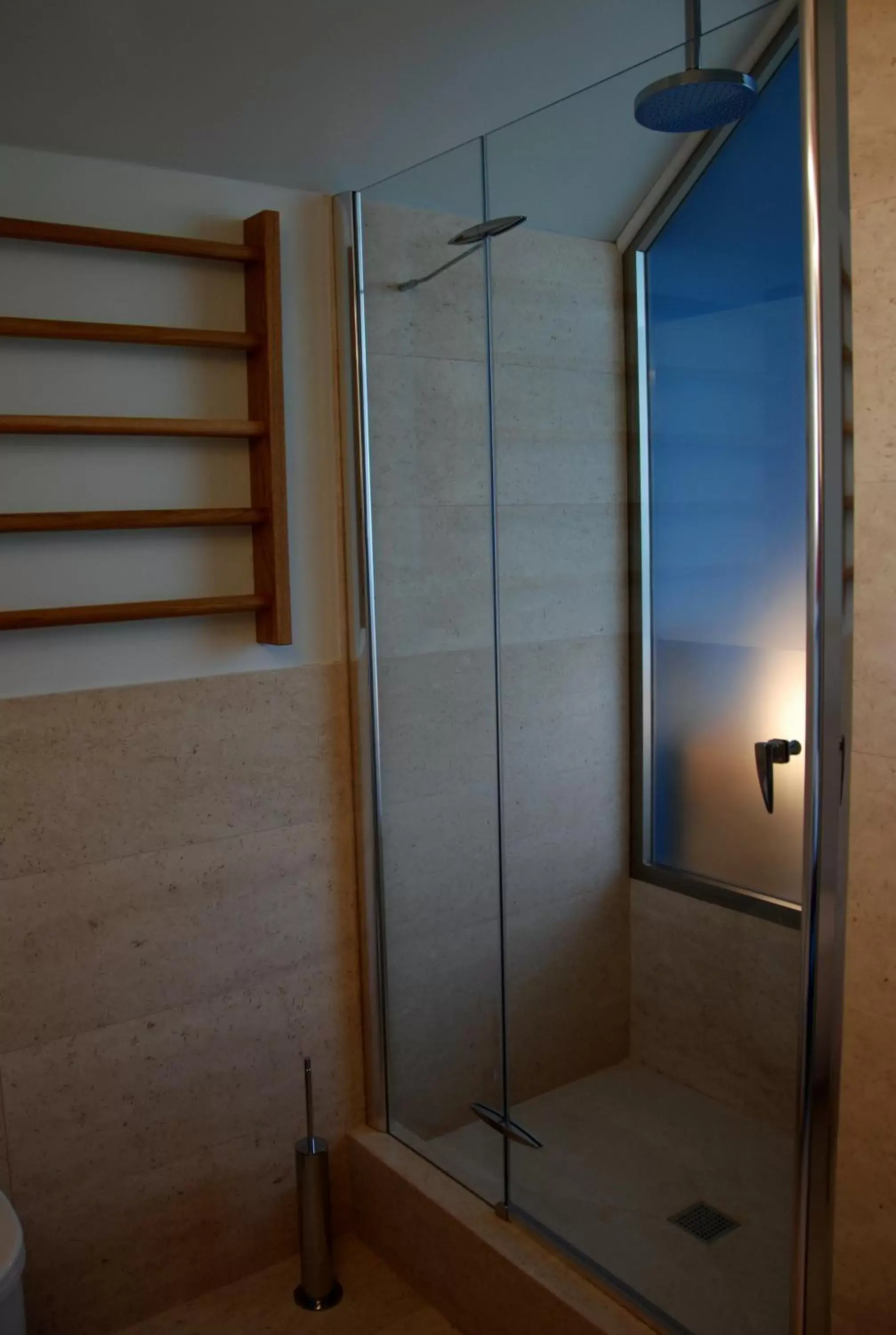 Shower, Bathroom in Sea Art Hotel