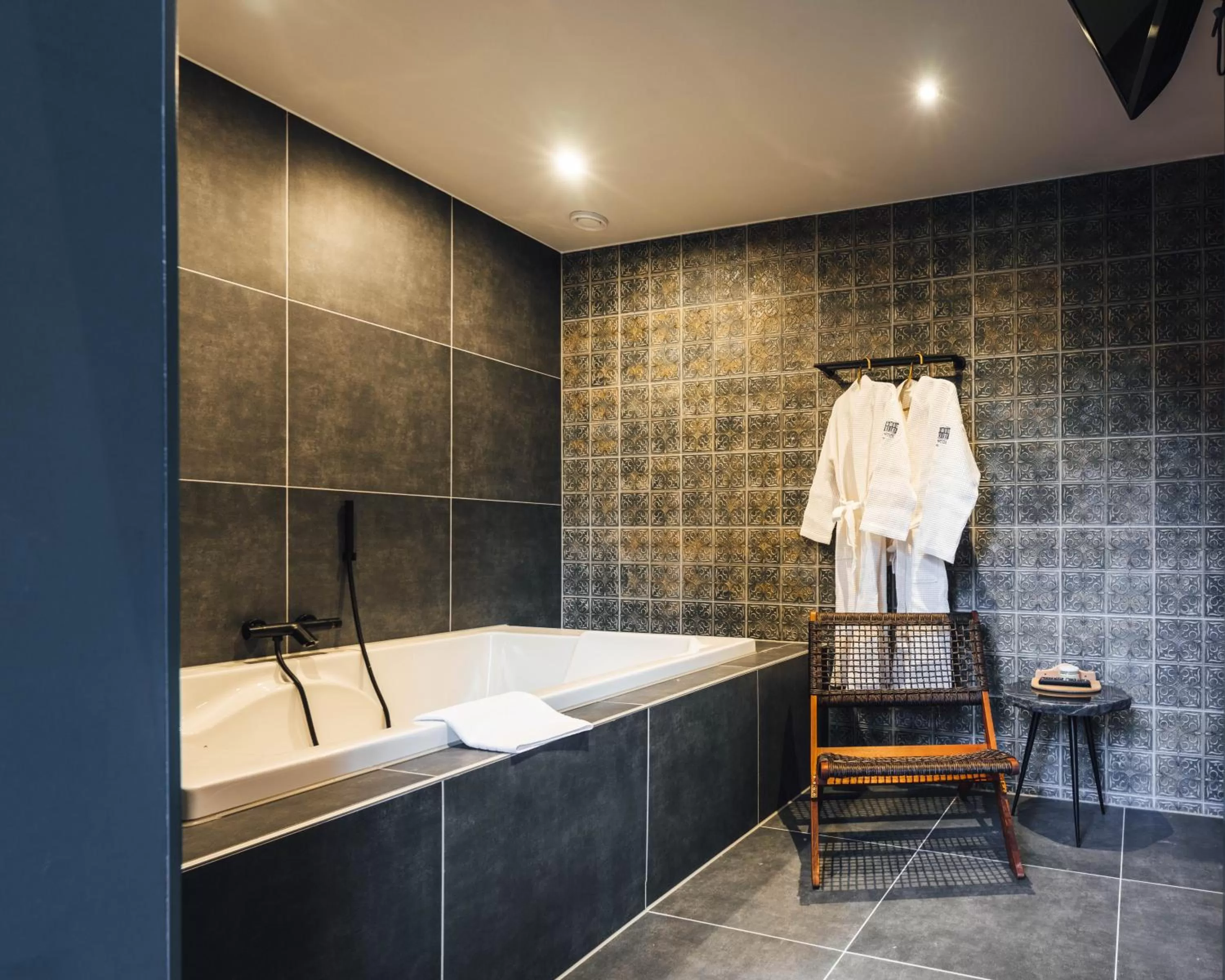 Sauna, Bathroom in Oldschool Hotel