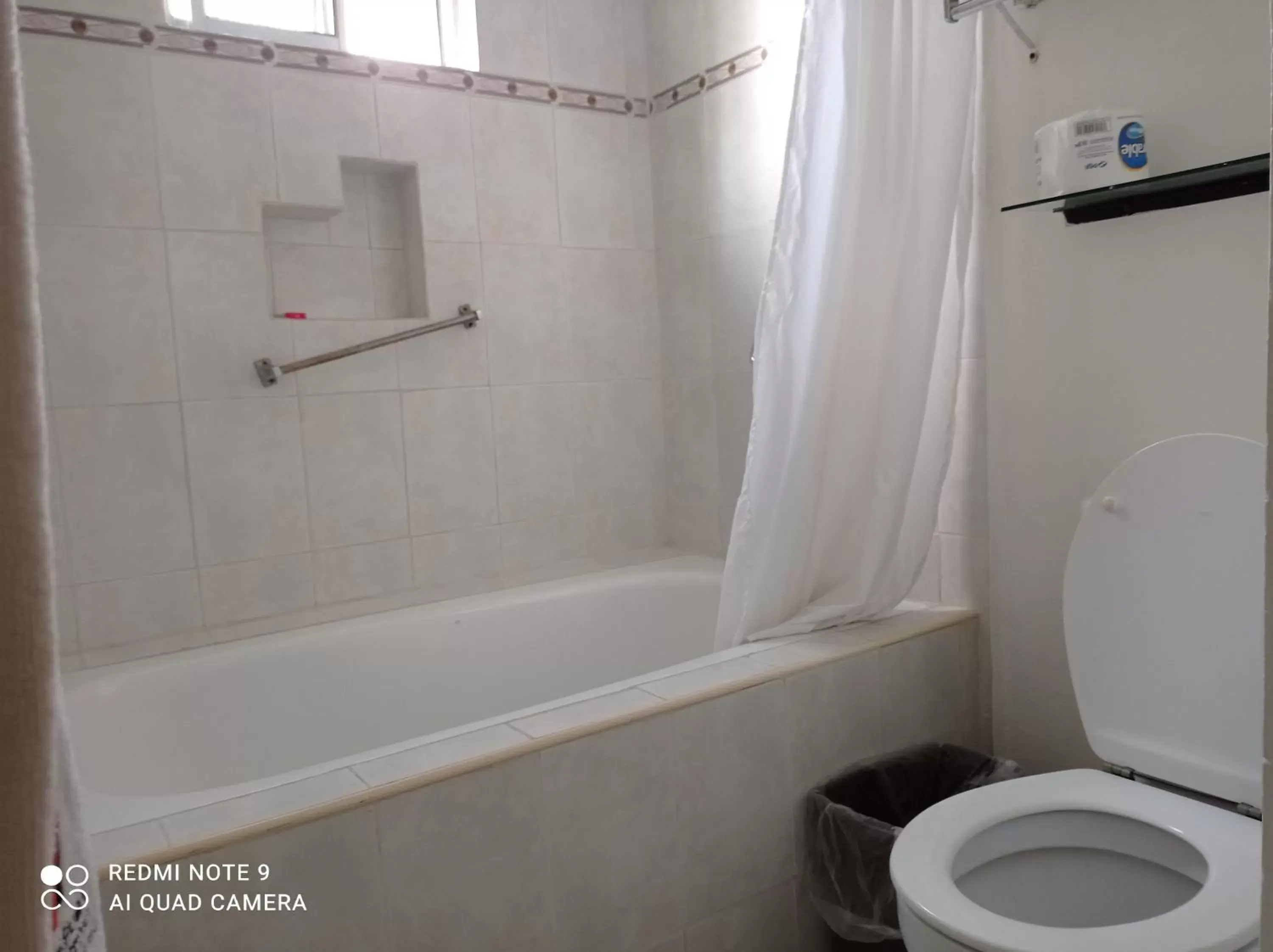Toilet, Bathroom in Confort Ejecutivo Suites Lindavista