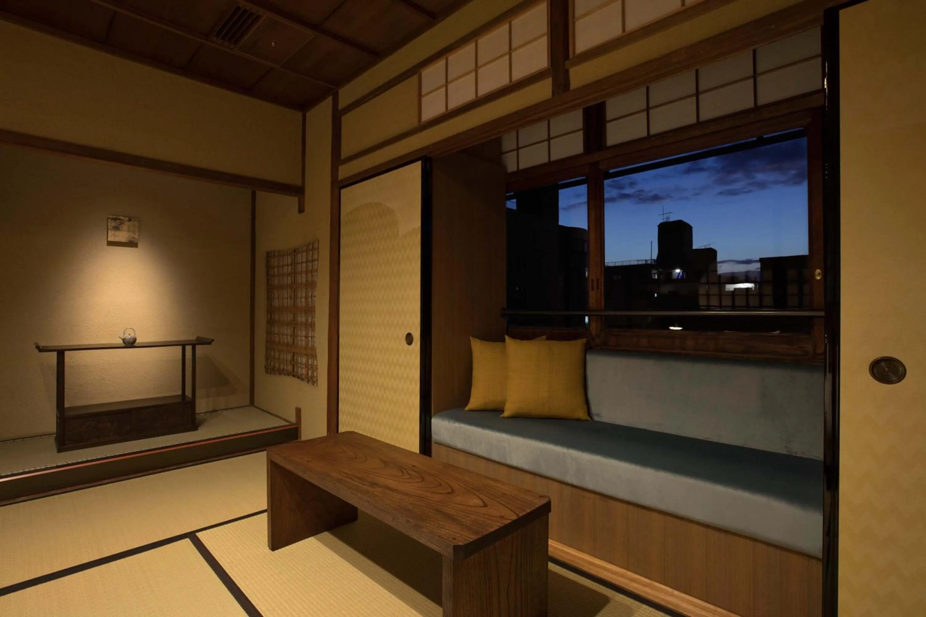 Photo of the whole room in Sowaka