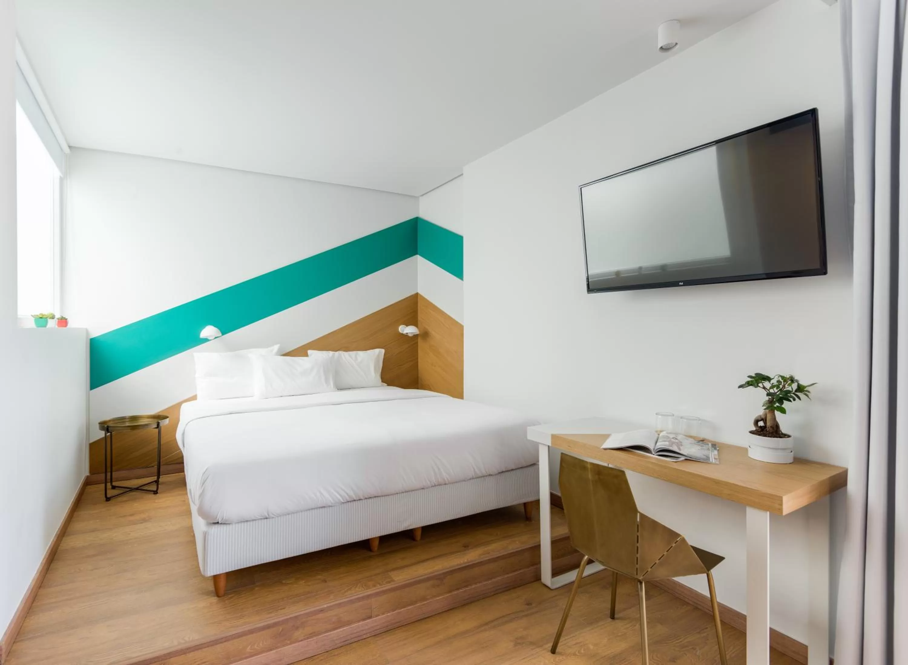 Bed in Colors Urban Hotel Thessaloniki