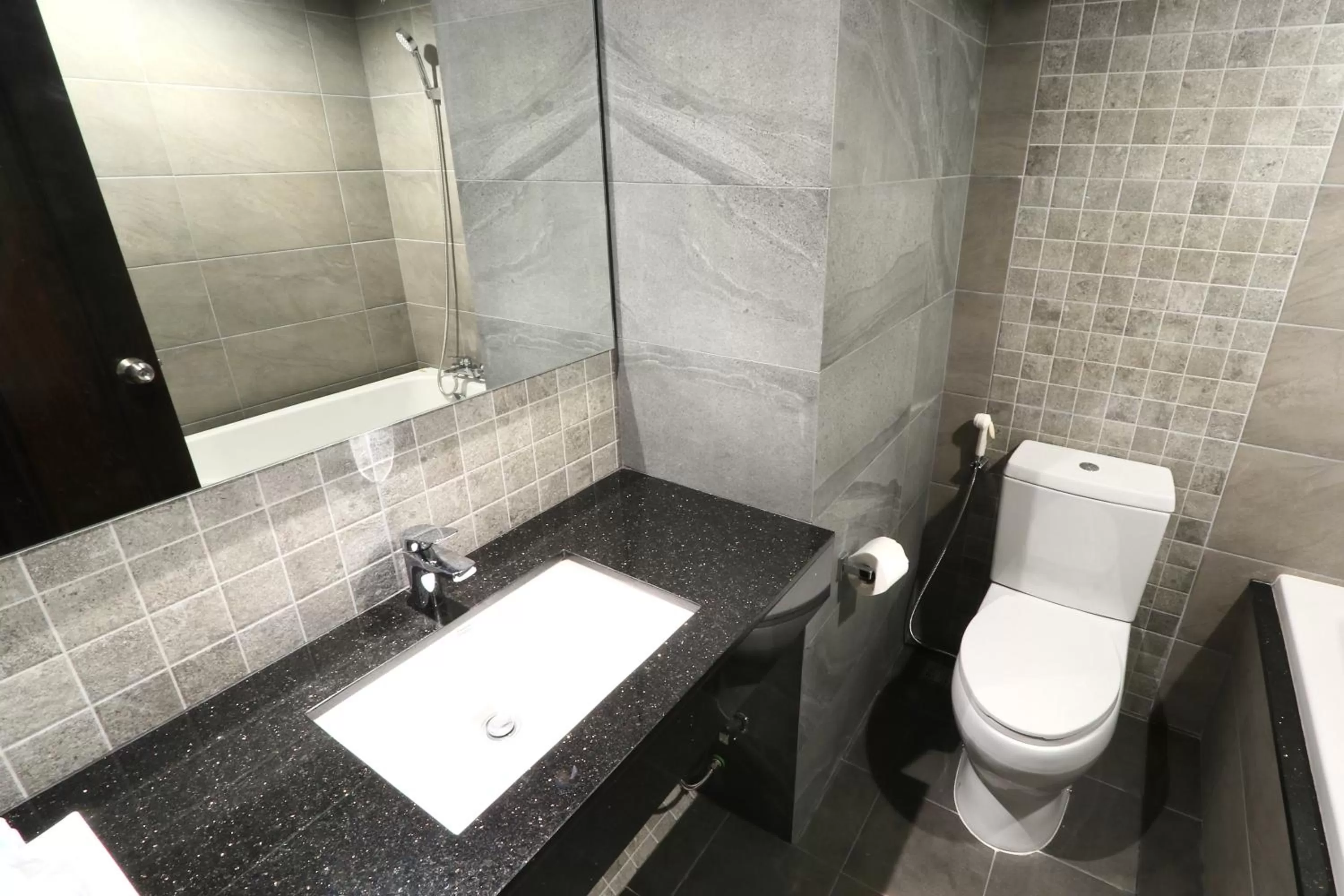 Bathroom in Siam View Hotel and Residence