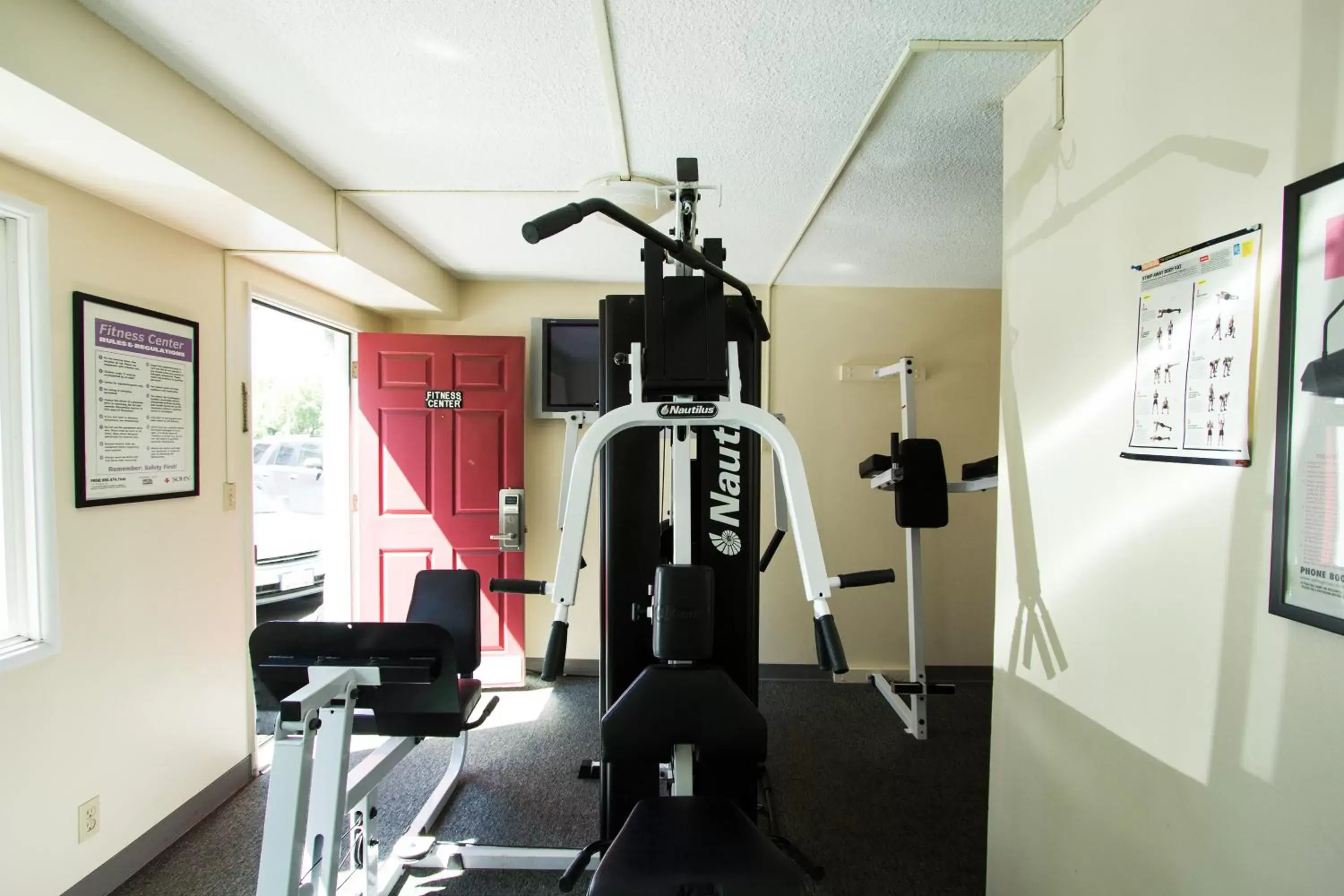 Day, Fitness Center/Facilities in Campus Inn & Suites Eugene Downtown