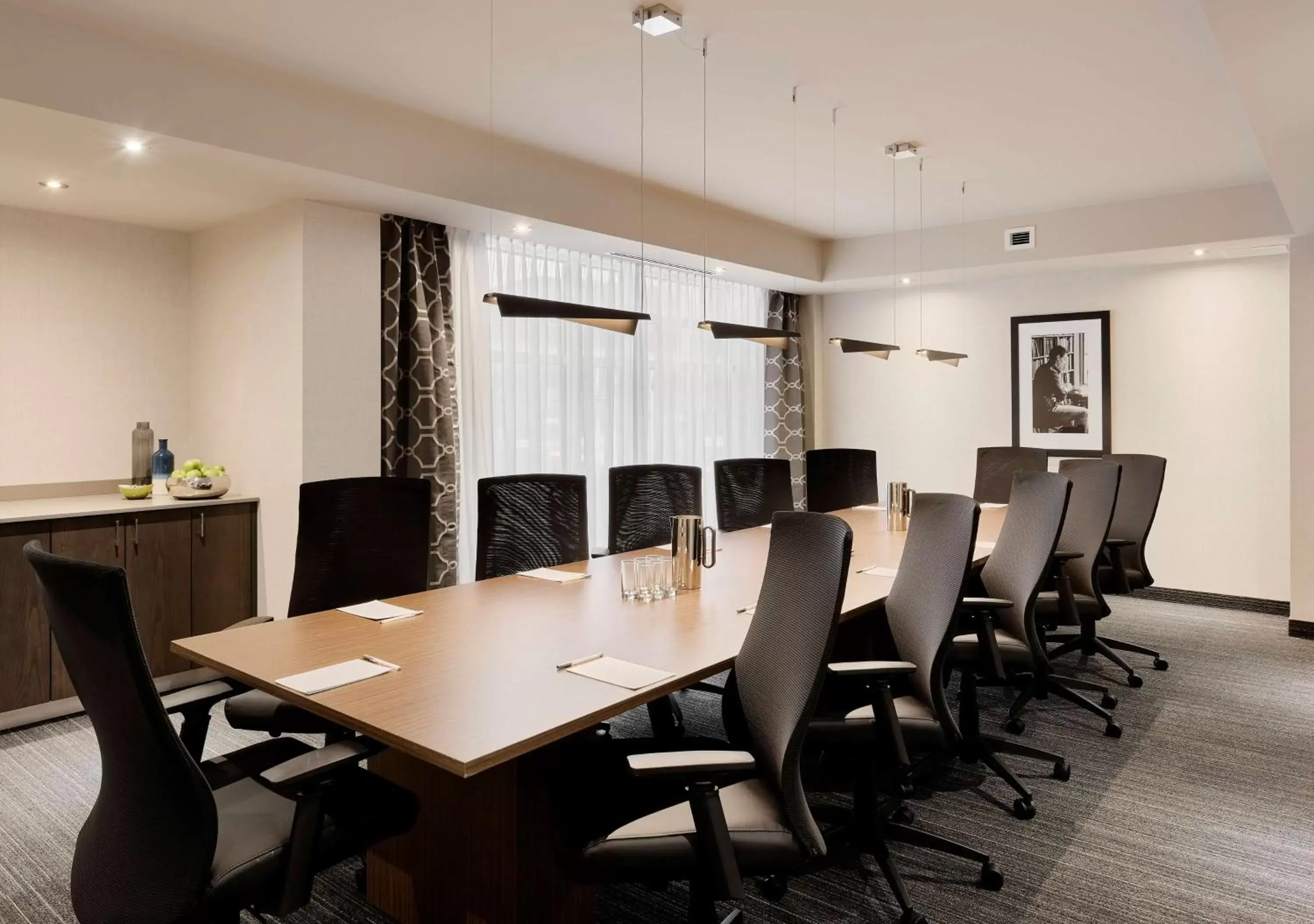 Meeting/conference room in Hampton Inn & Suites By Hilton Quebec City /Saint-Romuald