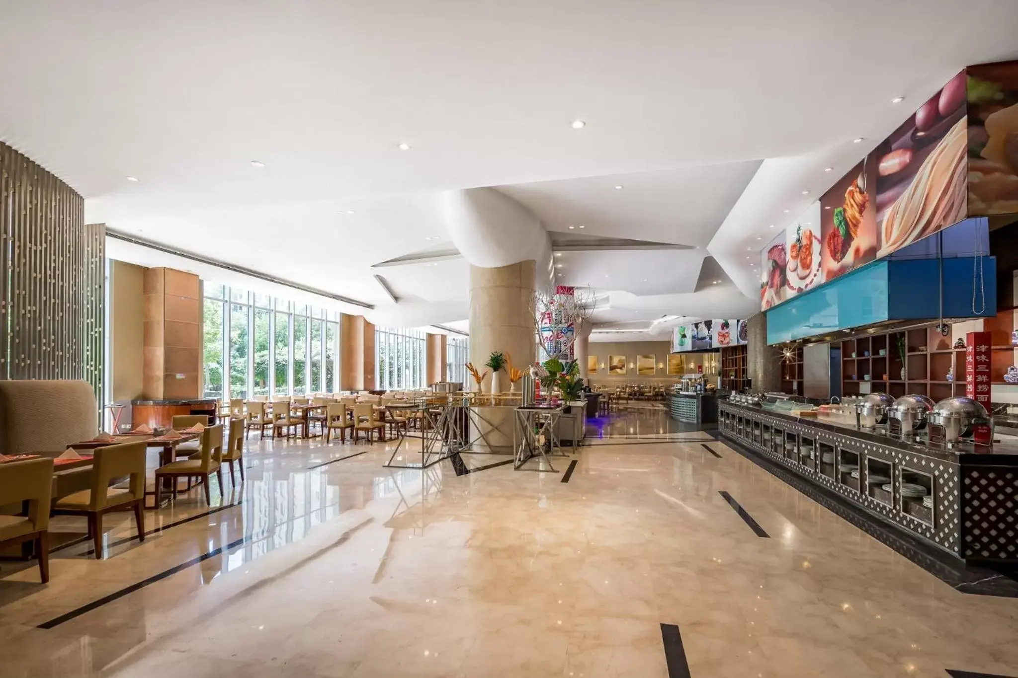 Restaurant/places to eat in Crowne Plaza Tianjin Binhai, an IHG Hotel