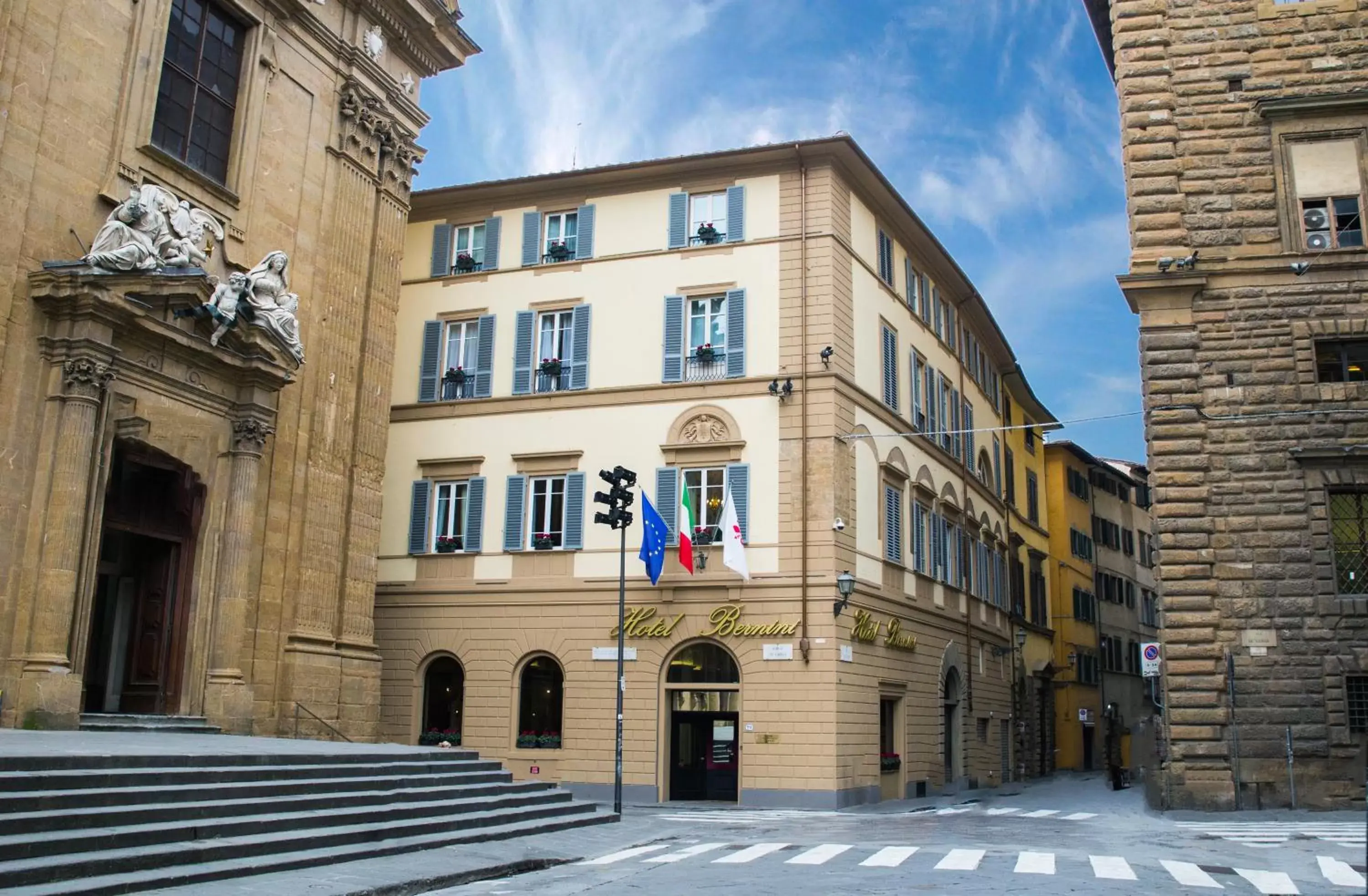Facade/entrance, Property Building in Hotel Bernini Palace