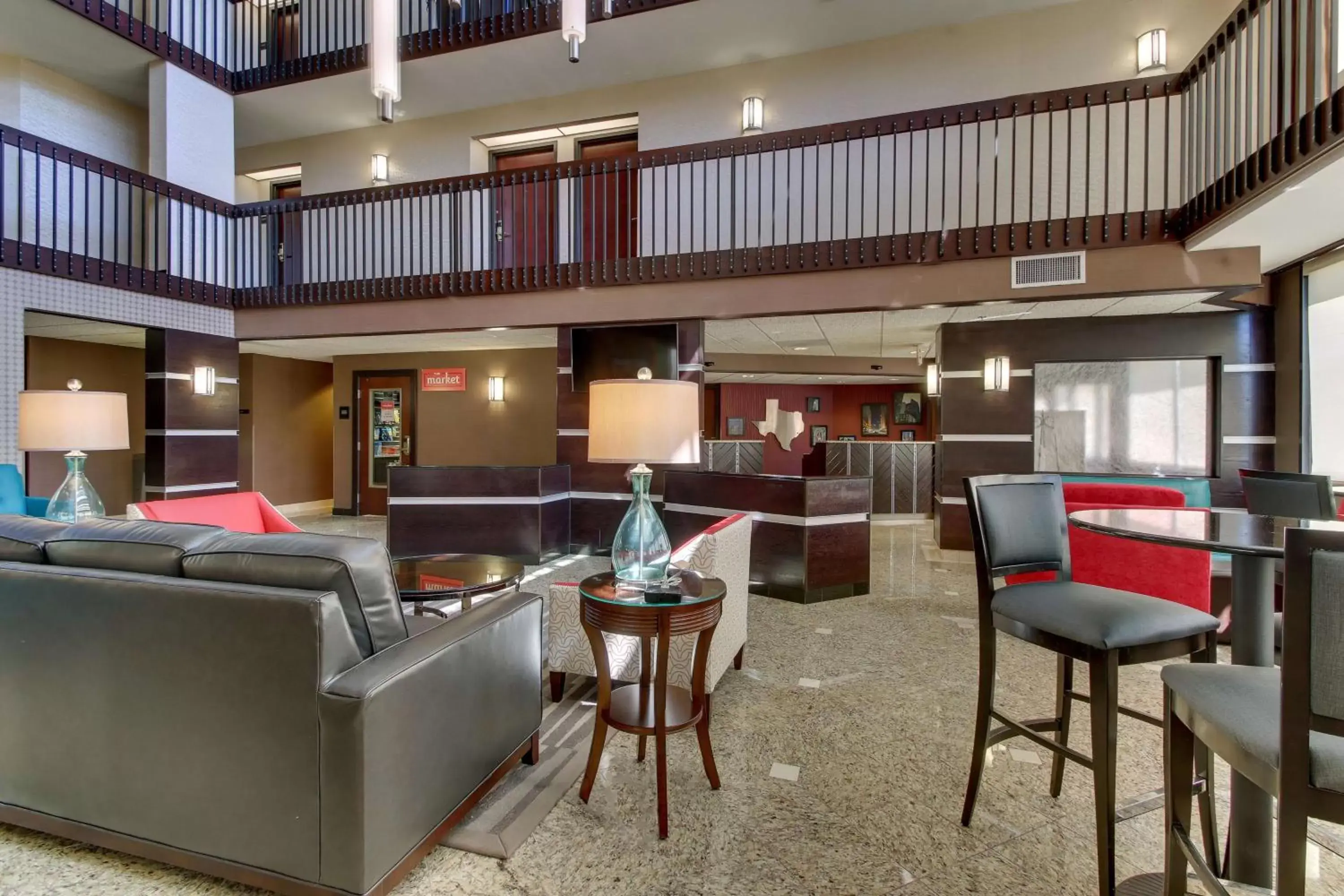 Lobby or reception, Restaurant/Places to Eat in Drury Inn & Suites Houston Sugar Land
