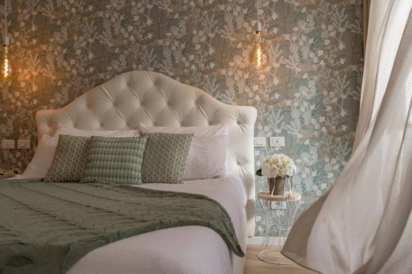 Bedroom, Bed in Lainez Rooms & Suites