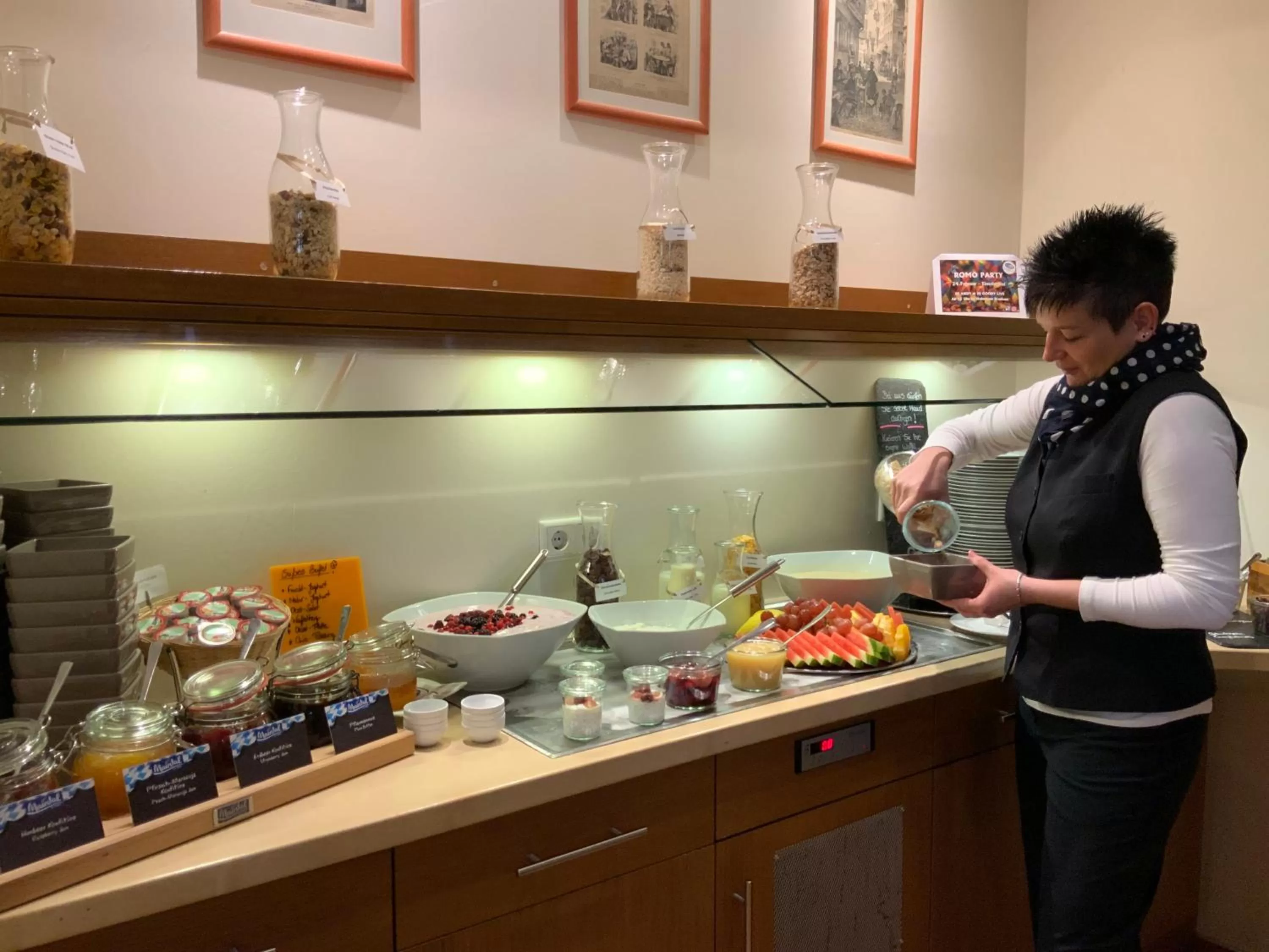 Restaurant/places to eat in Altstadthotel Arte