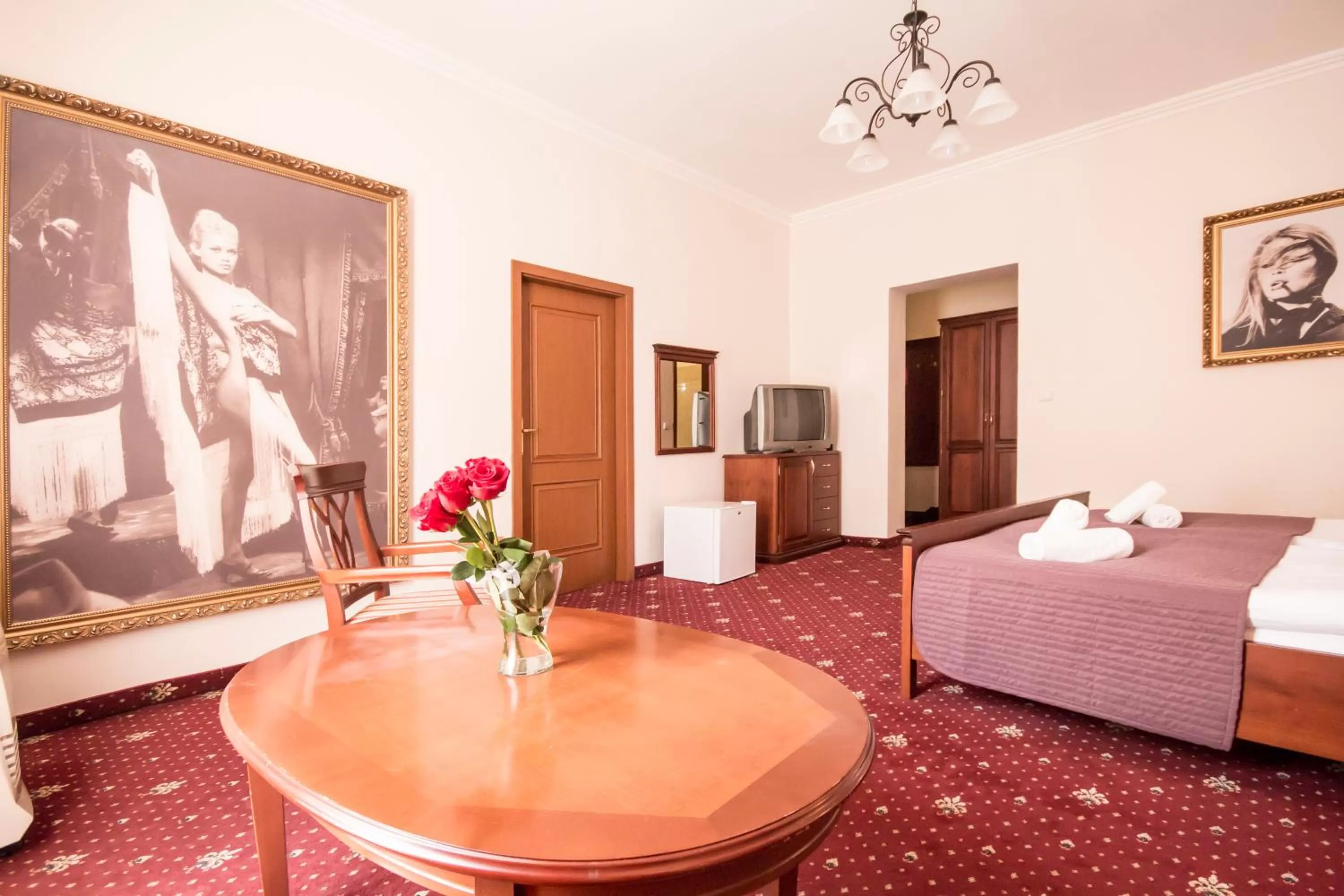 Bedroom in Film Hotel