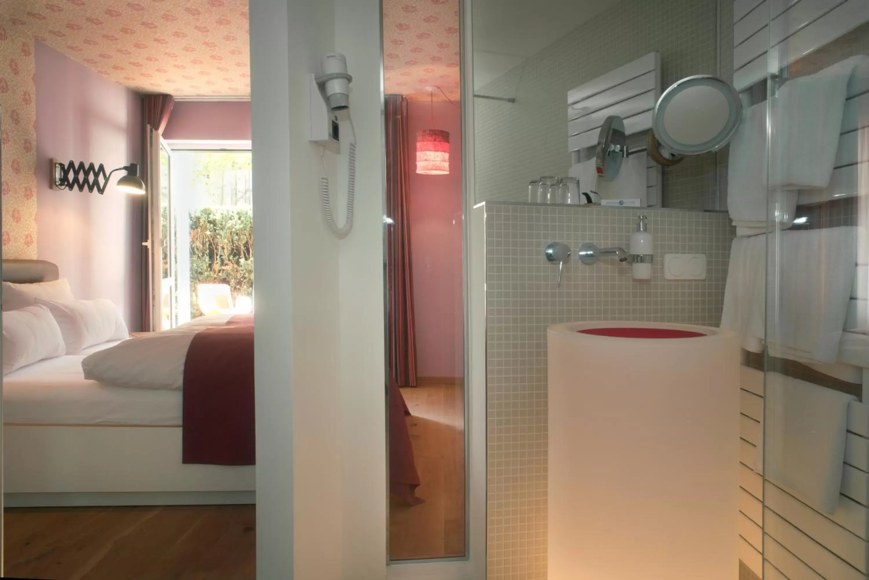 Photo of the whole room, Bathroom in Hotel Gude