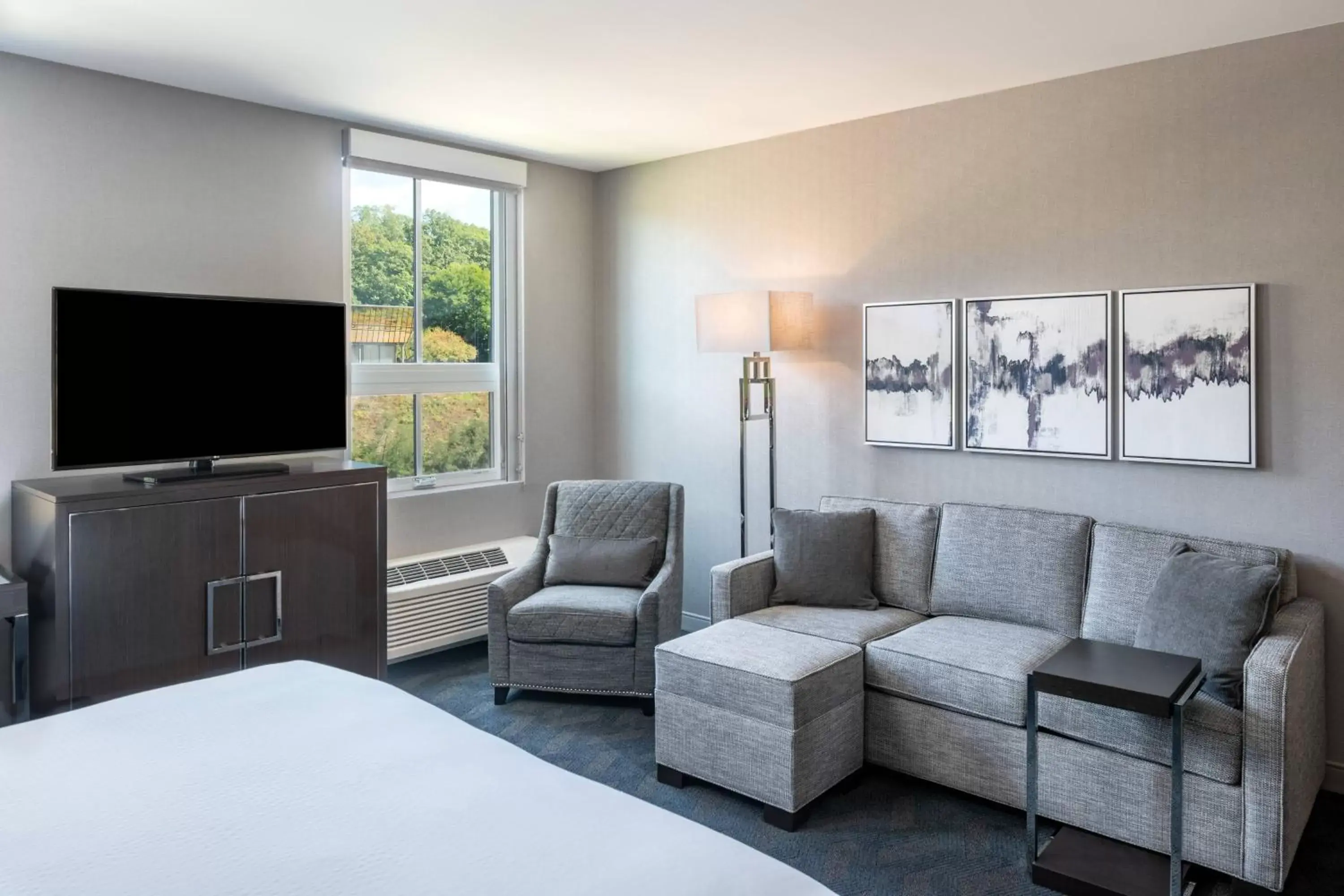 Living room, Seating Area in Residence Inn by Marriott Boston Waltham