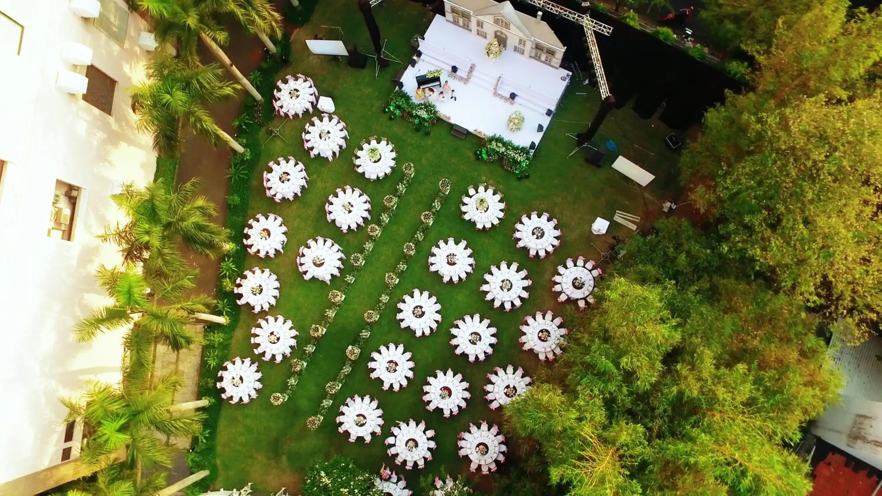 Garden, Bird's-eye View in Lotte Hotel Saigon