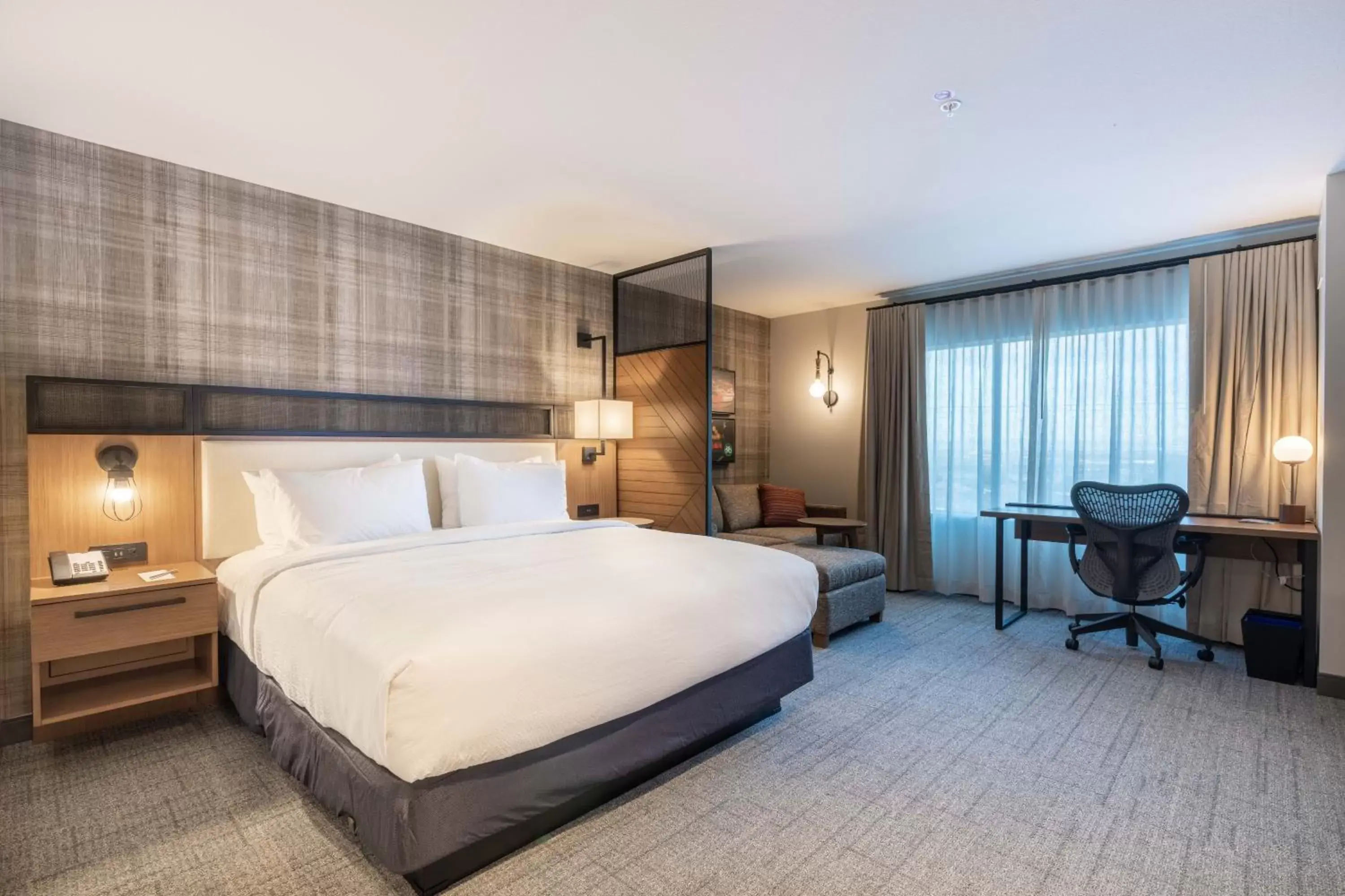 Photo of the whole room, Bed in Residence Inn by Marriott San Francisco Airport Millbrae Station