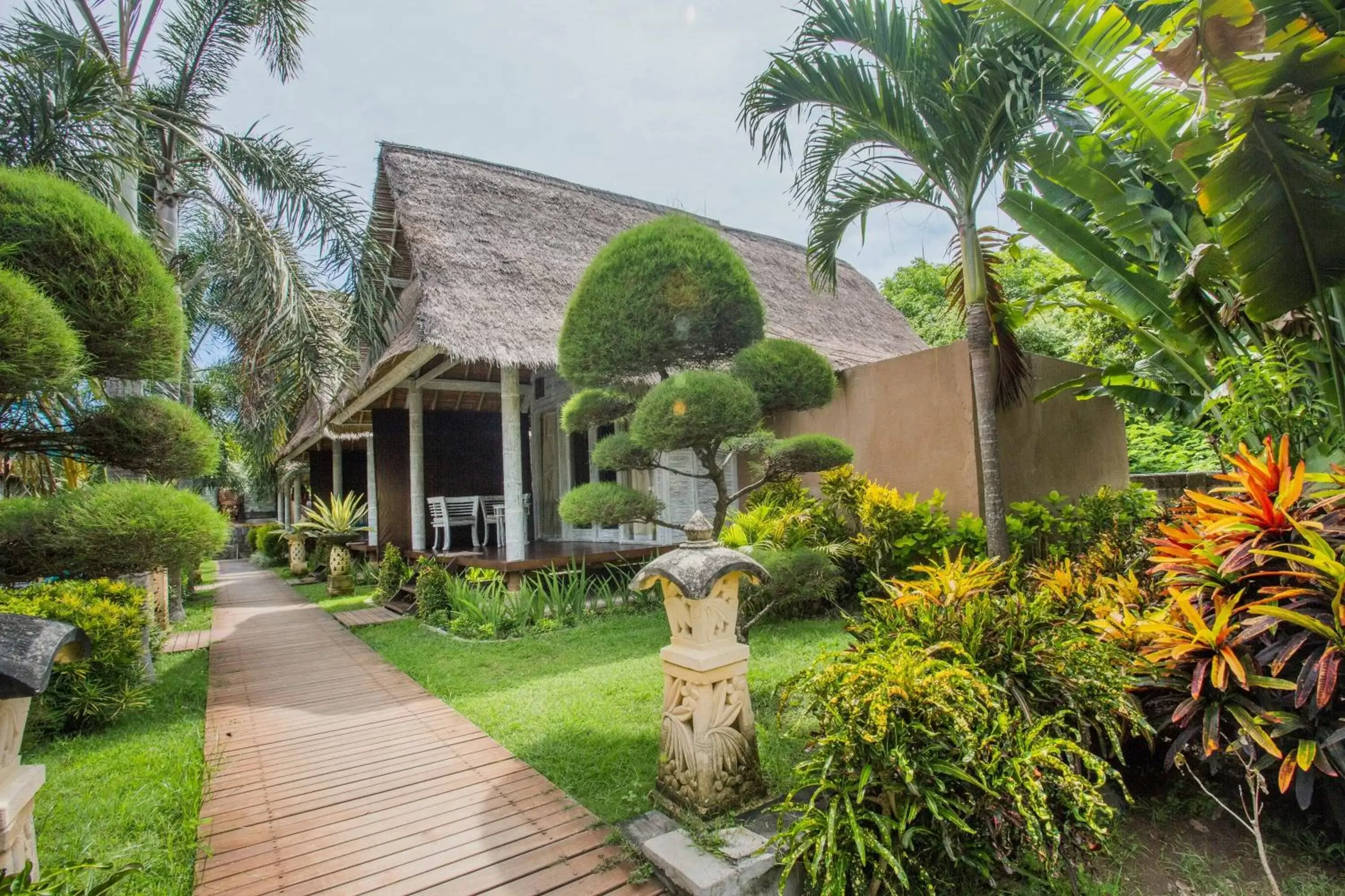 Property Building in Bay Shore Huts