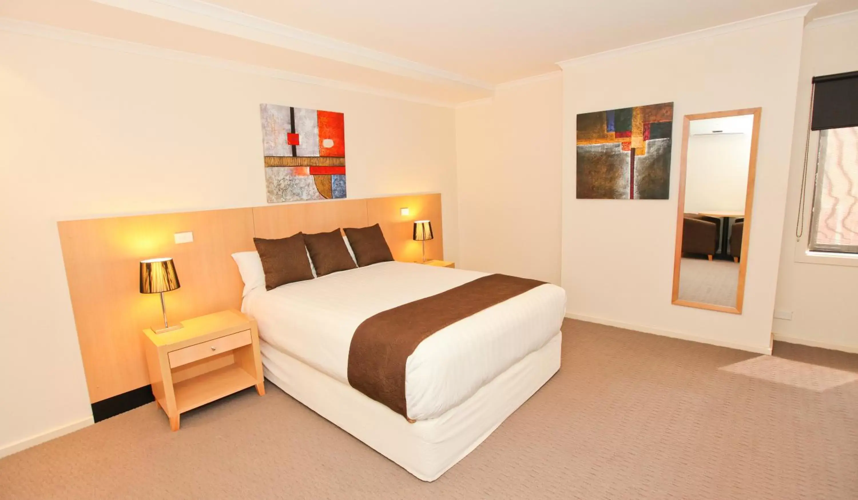 Bed in Mercure Hotel Mildura