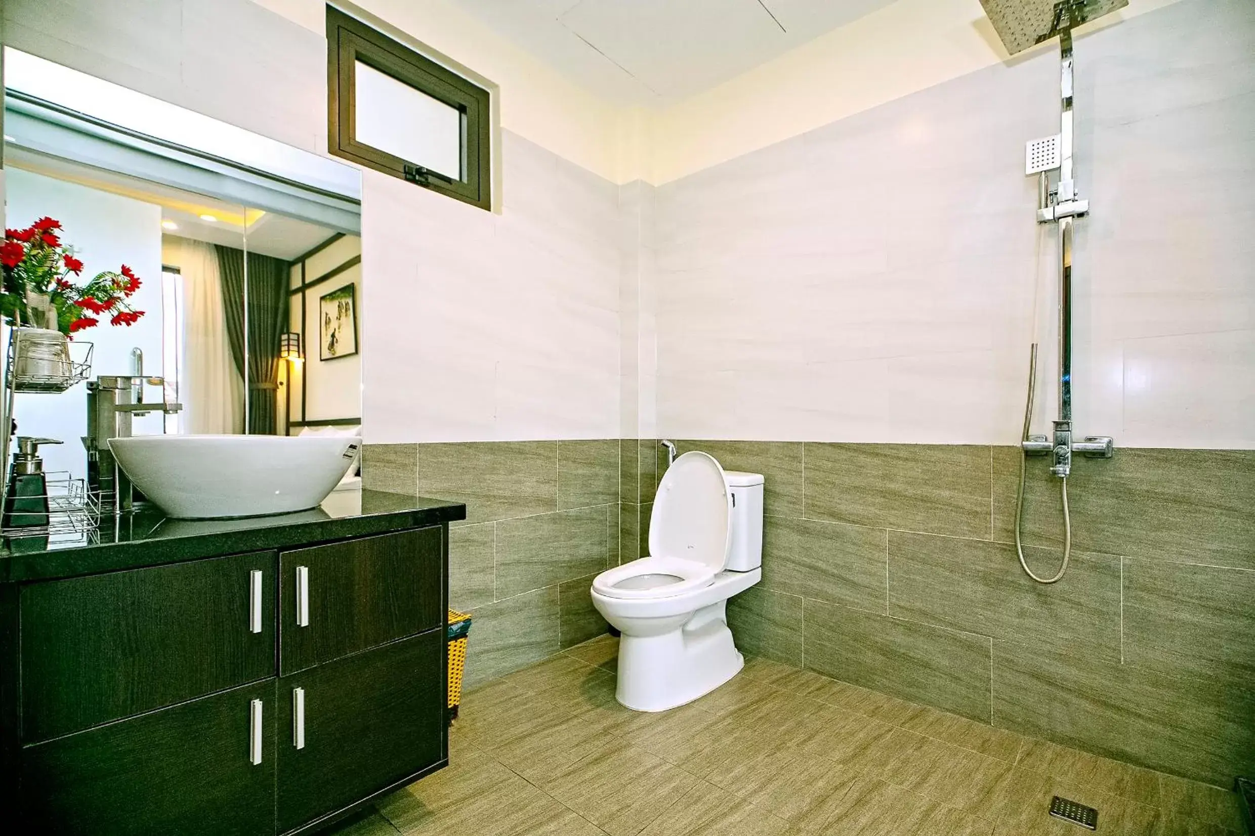 Bathroom in Hoi An Riverland Villa - Hoi An Center Bathroom in Hoi An Riverland Villa - Hoi An Center