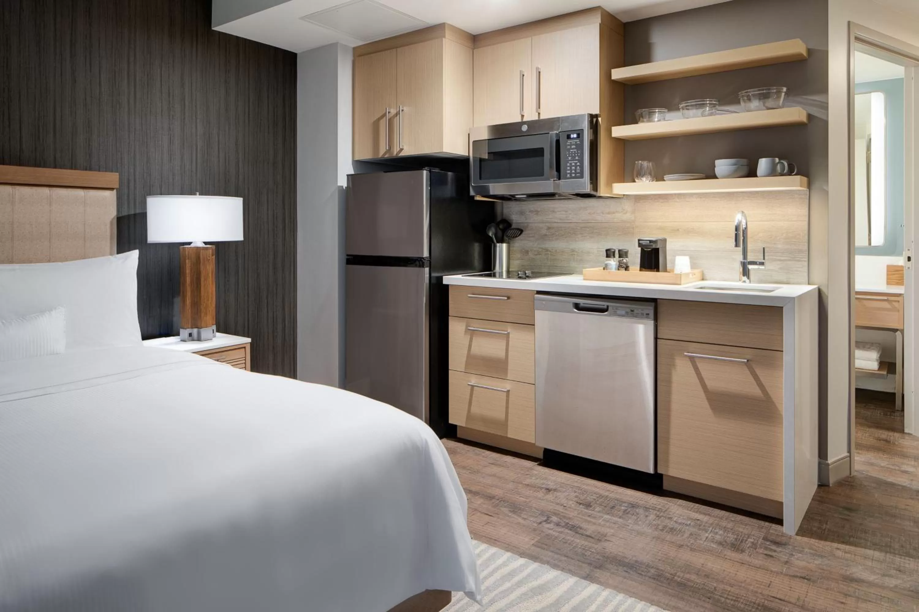 Photo of the whole room, Bed in Element Salt Lake City Downtown