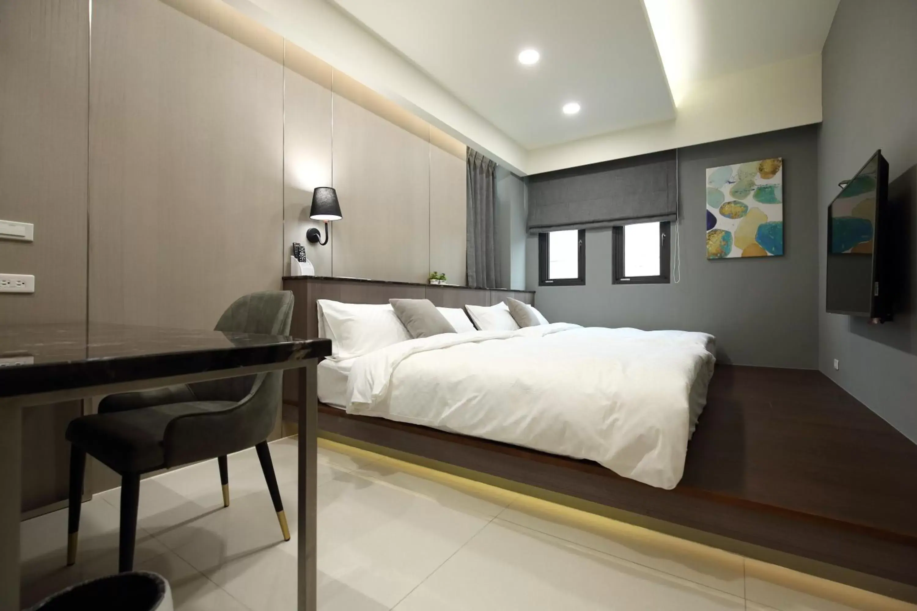 Comfort Quadruple Room in 52 travelers home (with elevator) Comfort Quadruple Room in 52 travelers home (with elevator)