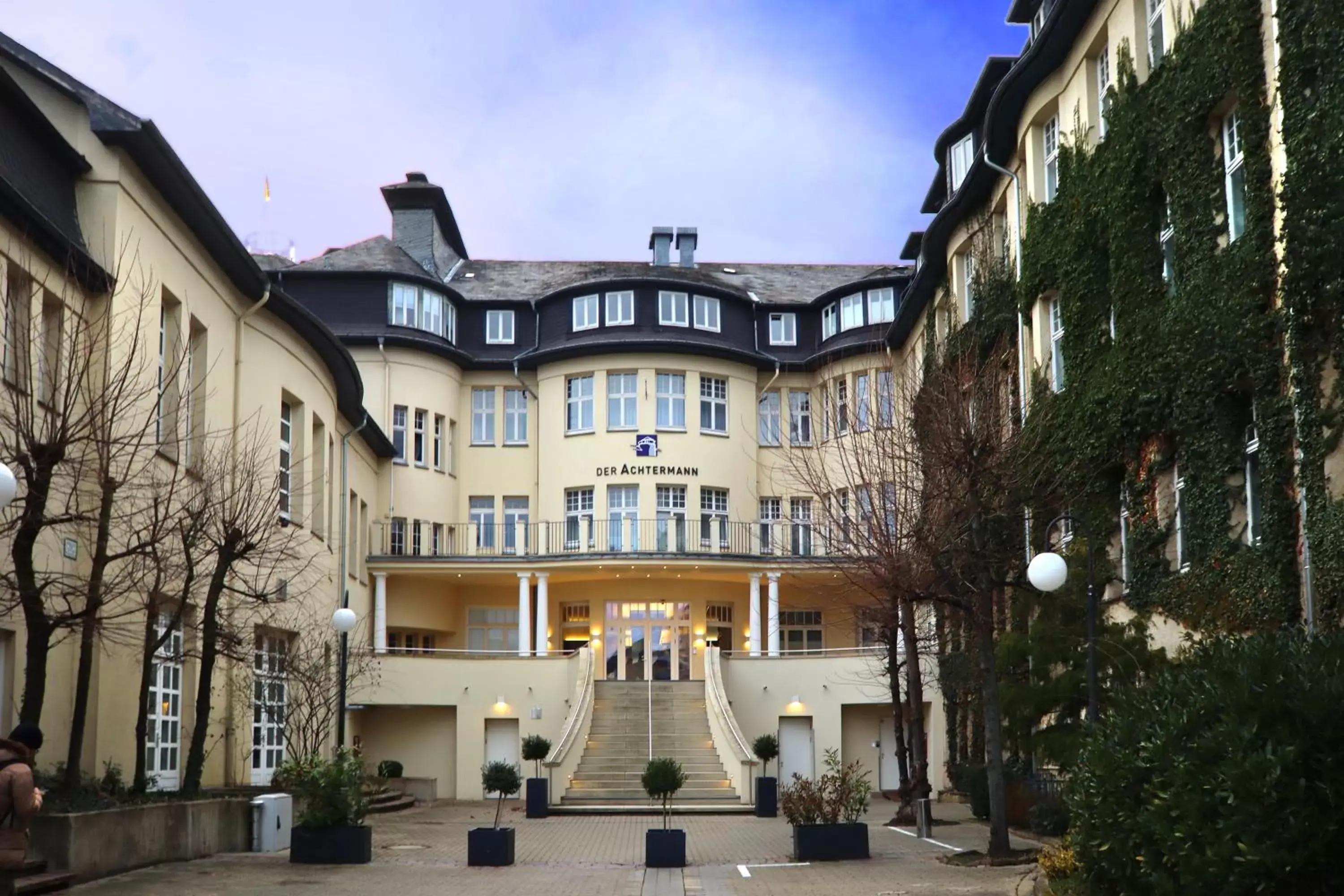 Property Building in Hotel Der Achtermann