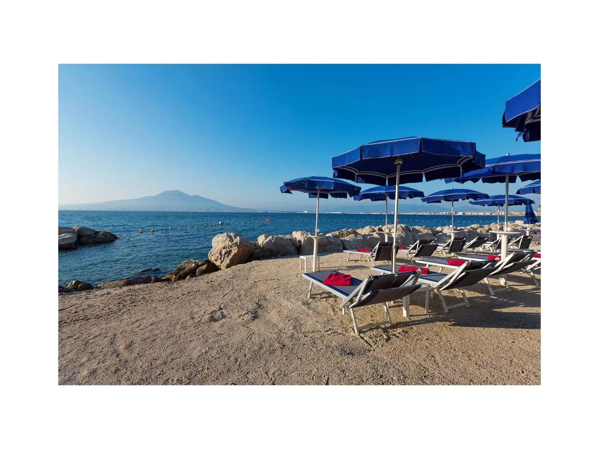 Beach in Towers Hotel Stabiae Sorrento Coast