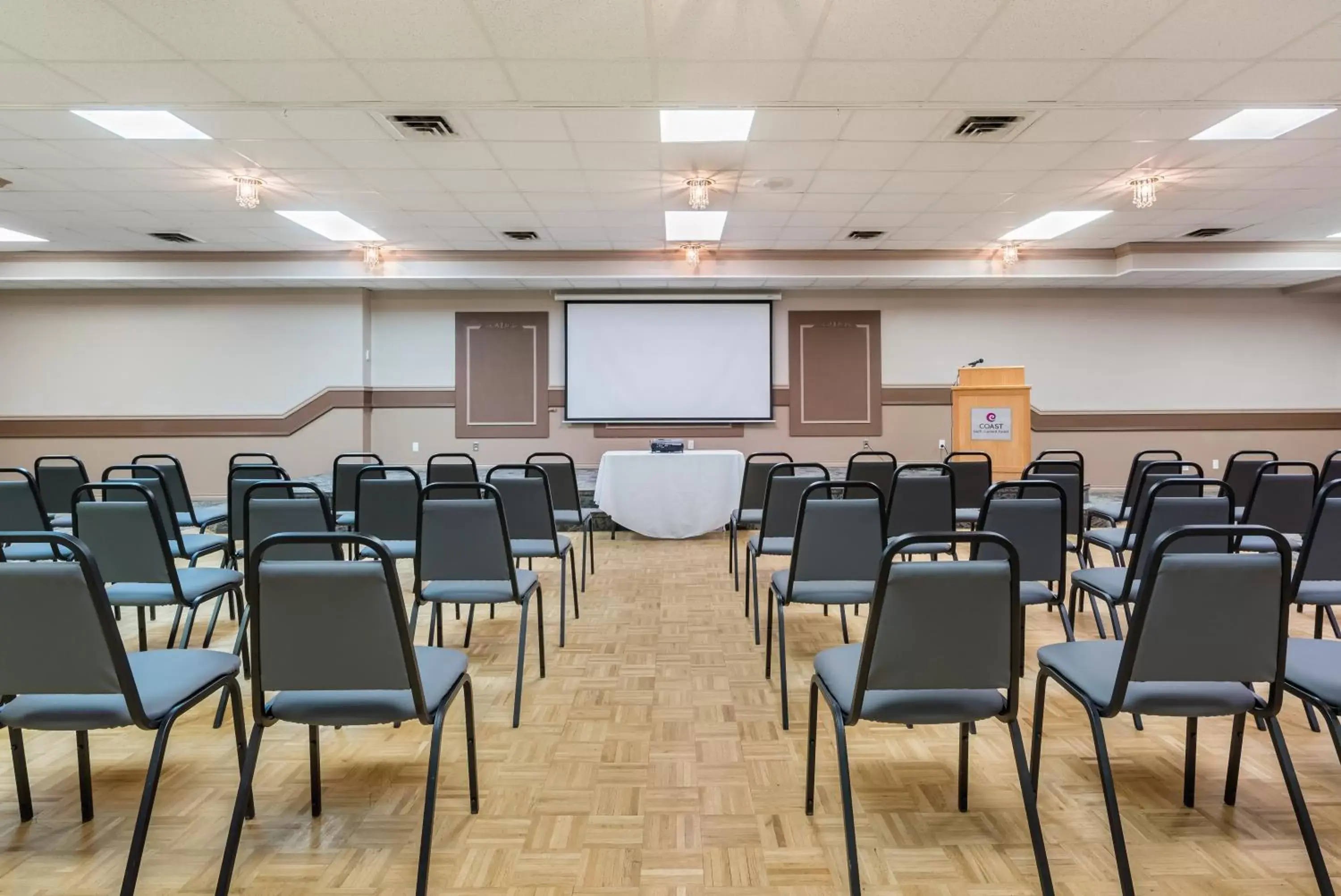 Meeting/conference room in Coast Swift Current Hotel