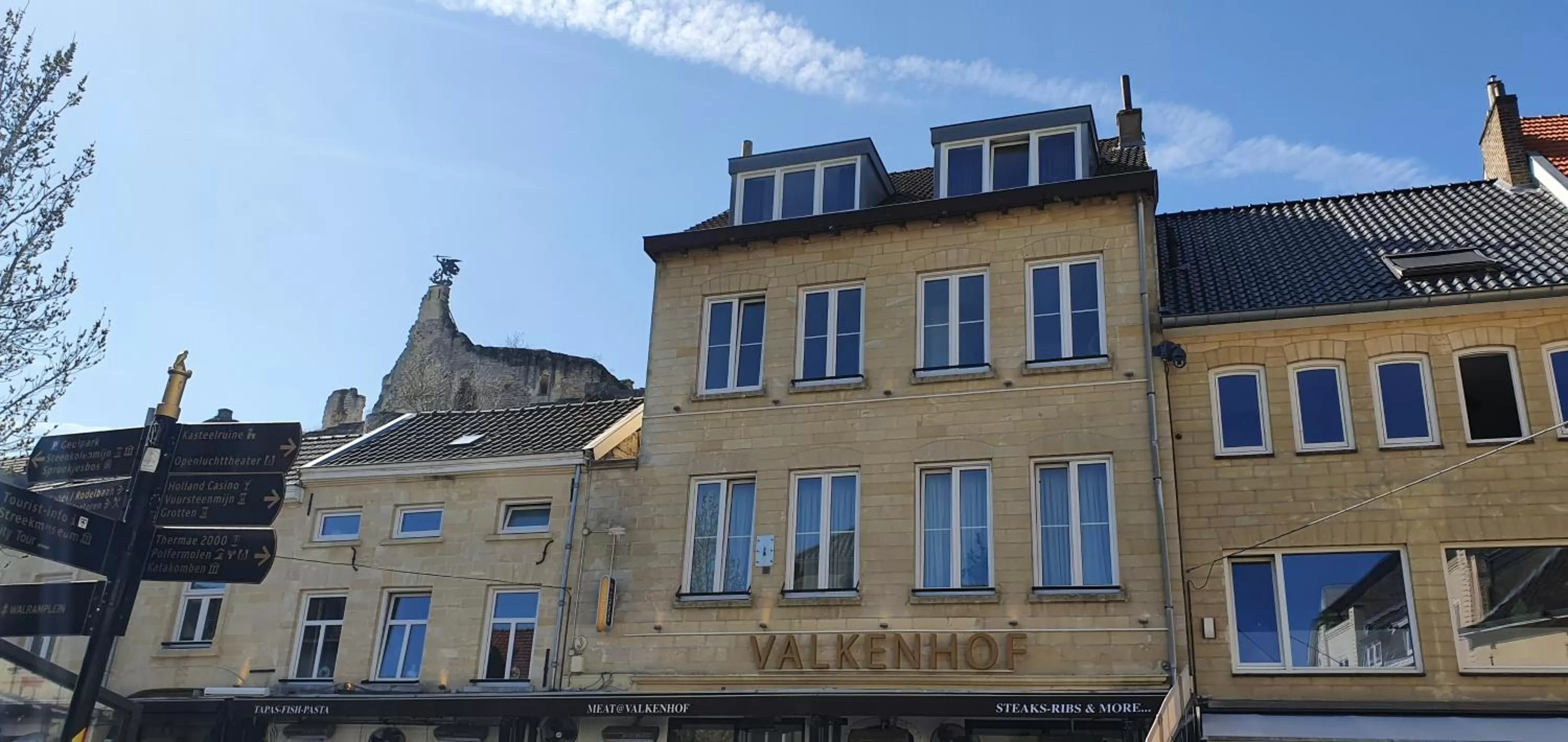 Property building in Valkenhof