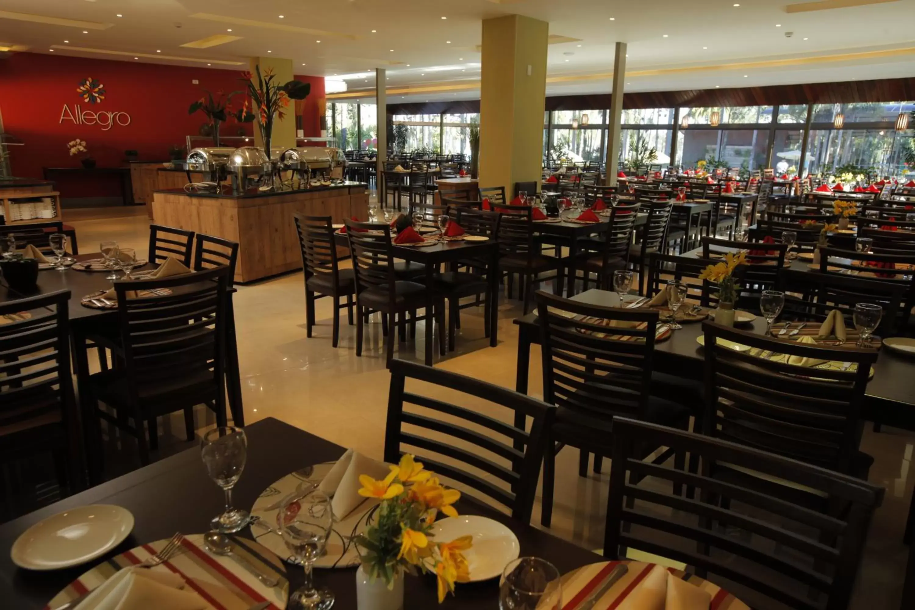 Lunch, Restaurant/Places to Eat in Vivaz Cataratas Hotel Resort