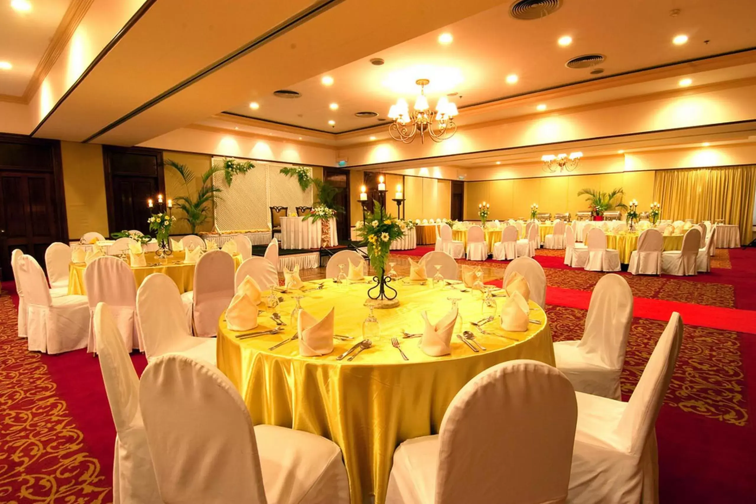 Business facilities, Banquet Facilities in Waterfront Airport Hotel and Casino