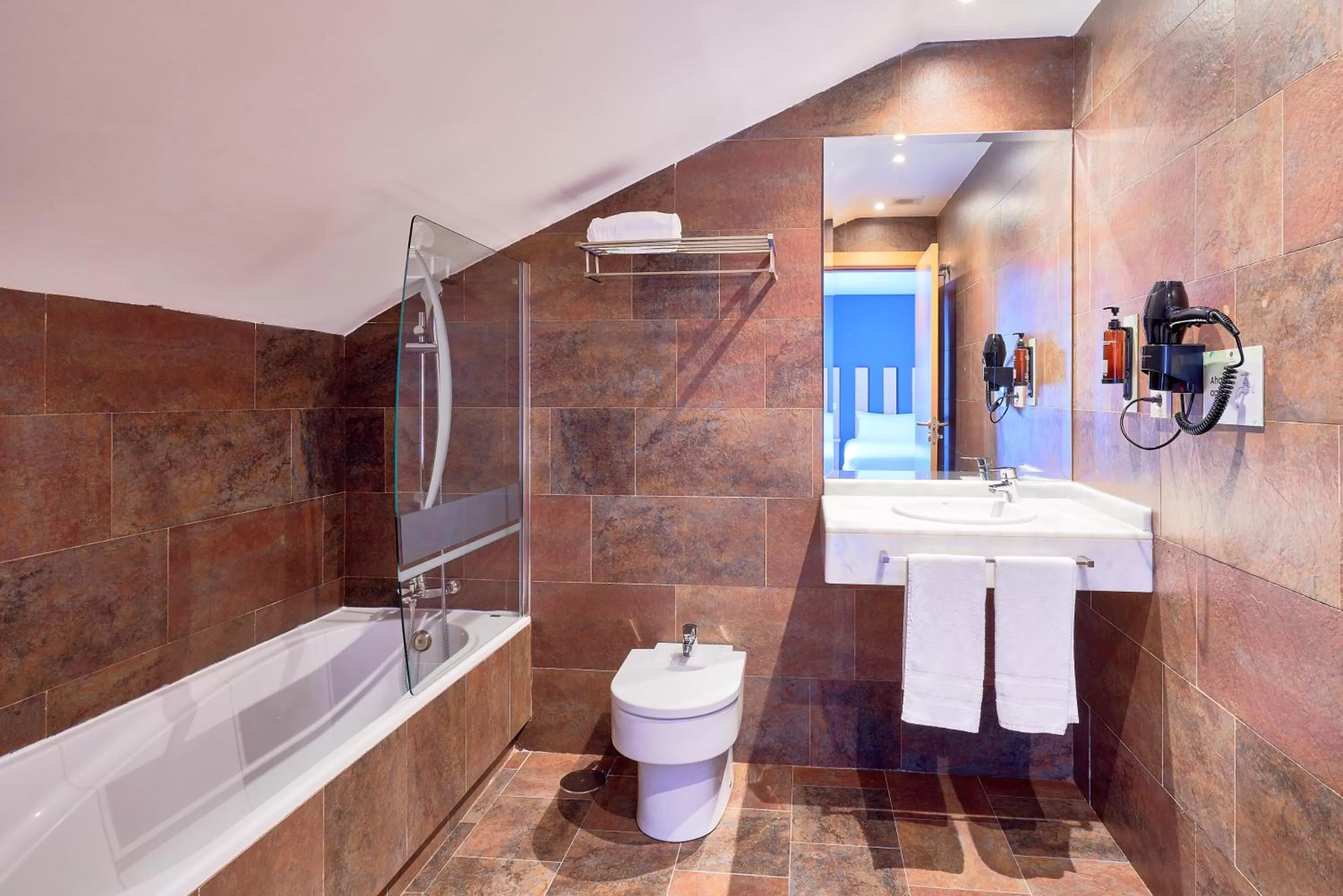 Smart Hotel La Sagra