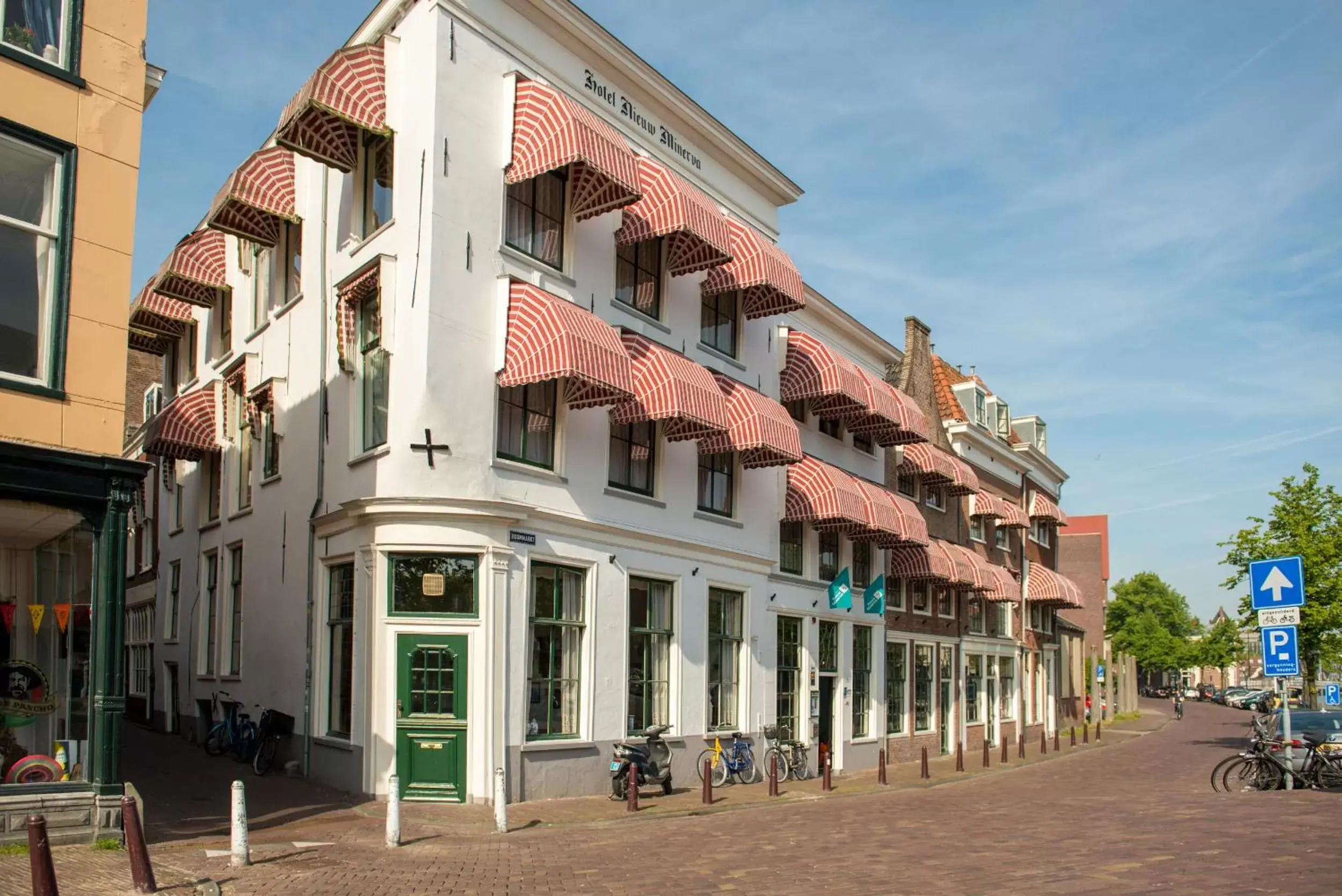 Facade/entrance, Property Building in City Hotel Nieuw Minerva Leiden