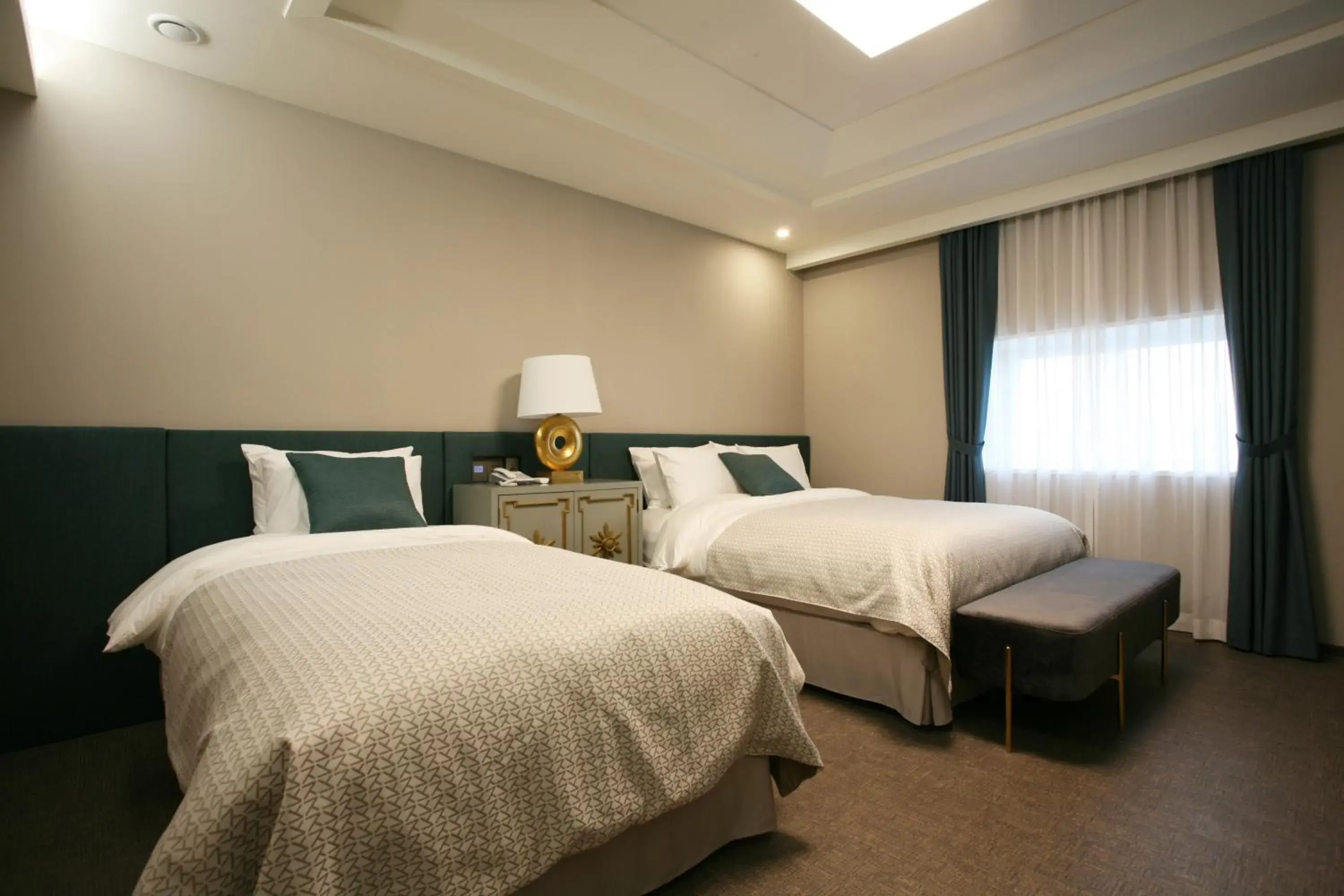 Bed in Polaris Hotel