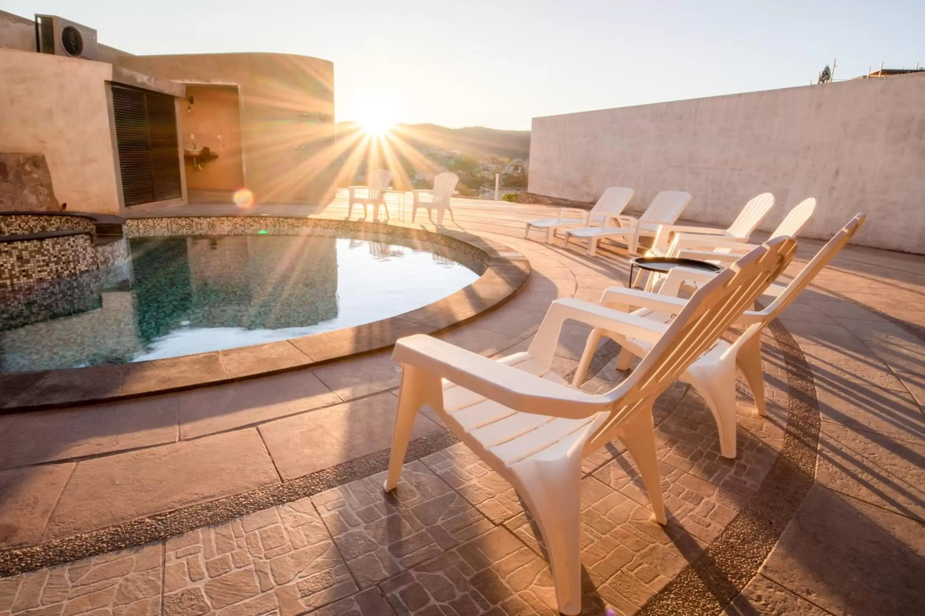 Property building, Swimming Pool in Casa de Tillie