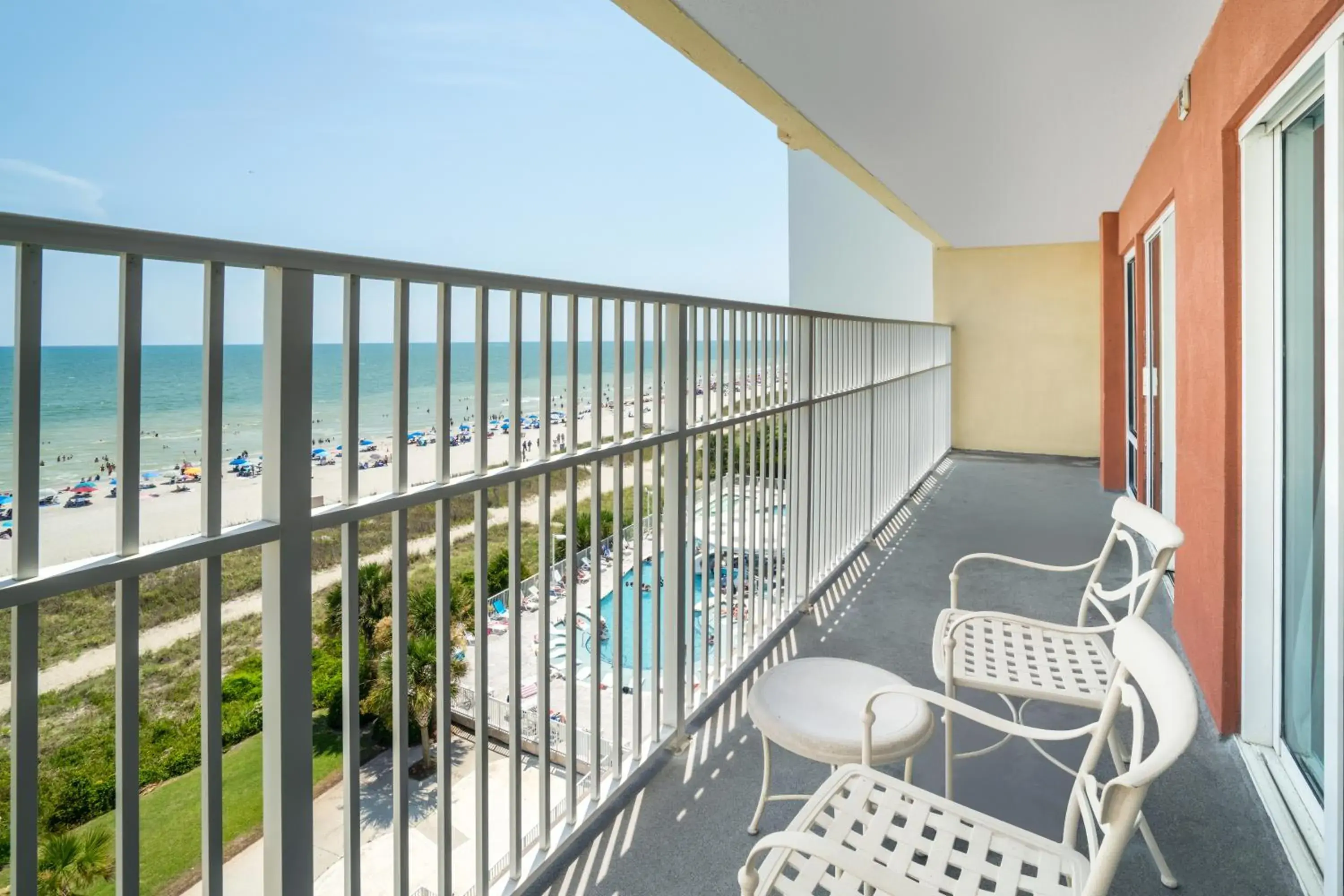 Balcony/Terrace in Palette Resort Myrtle Beach by OYO