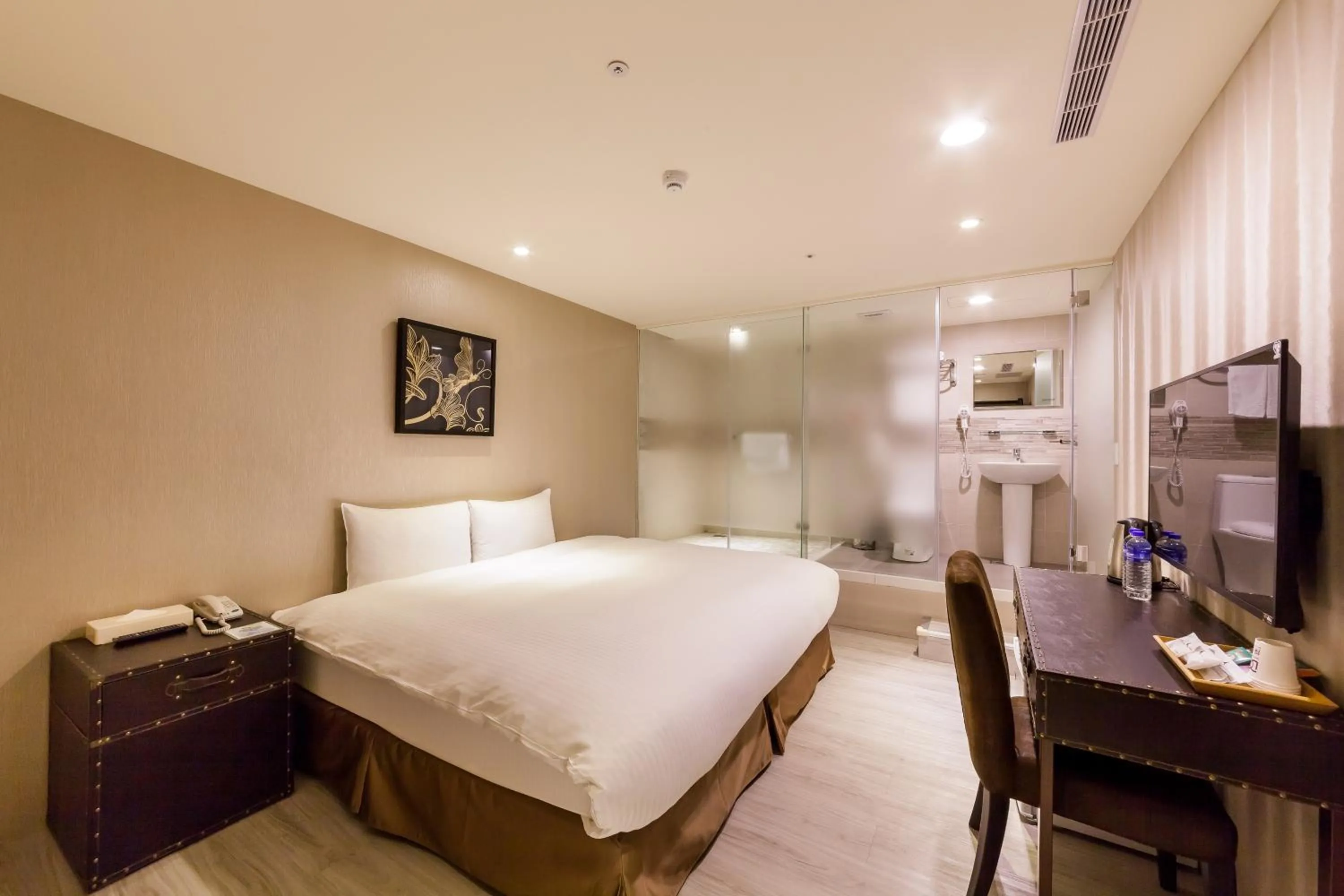 Day, Bed in XinsheHotel - Chungli