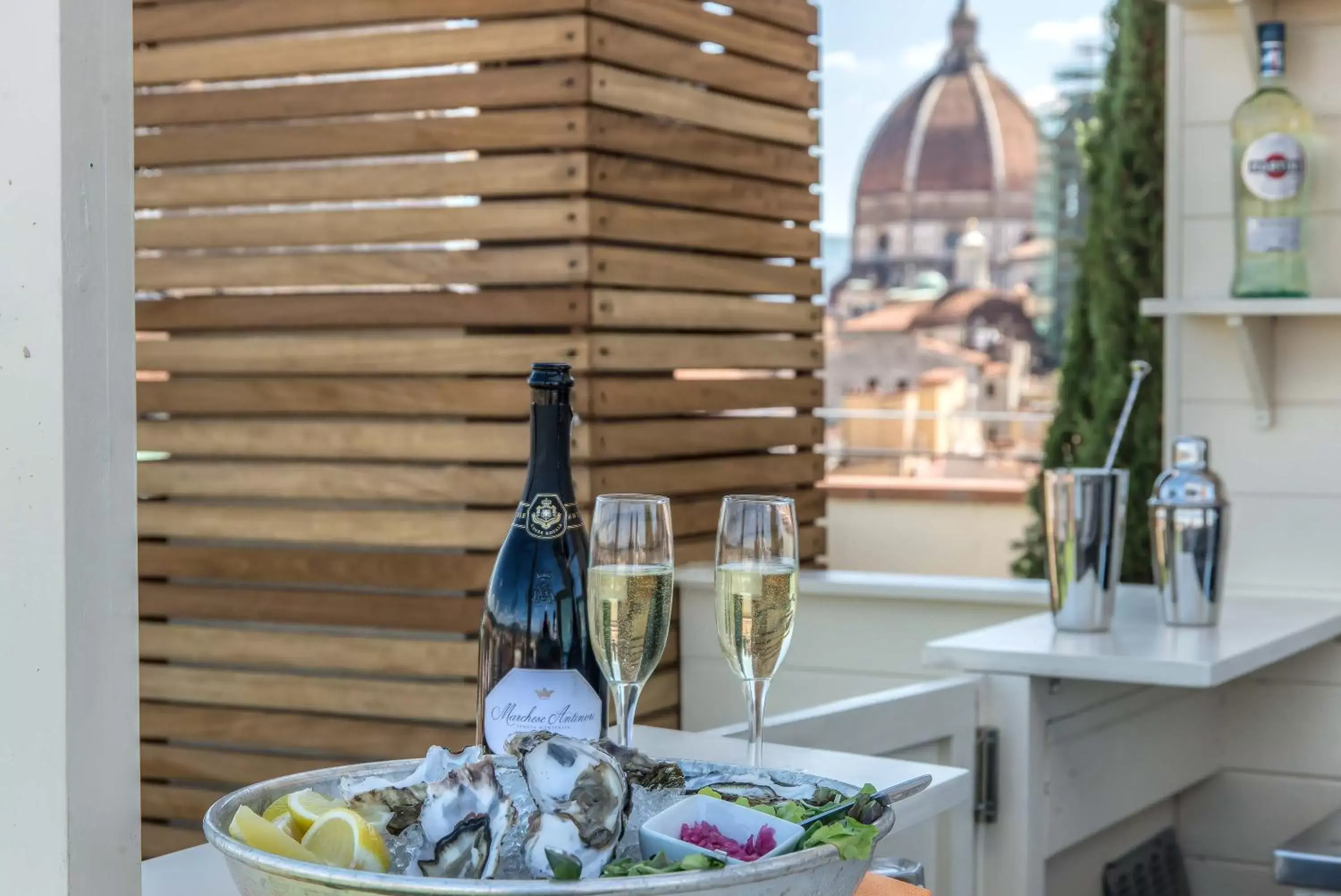 Balcony/Terrace, Drinks in Hotel Machiavelli Palace