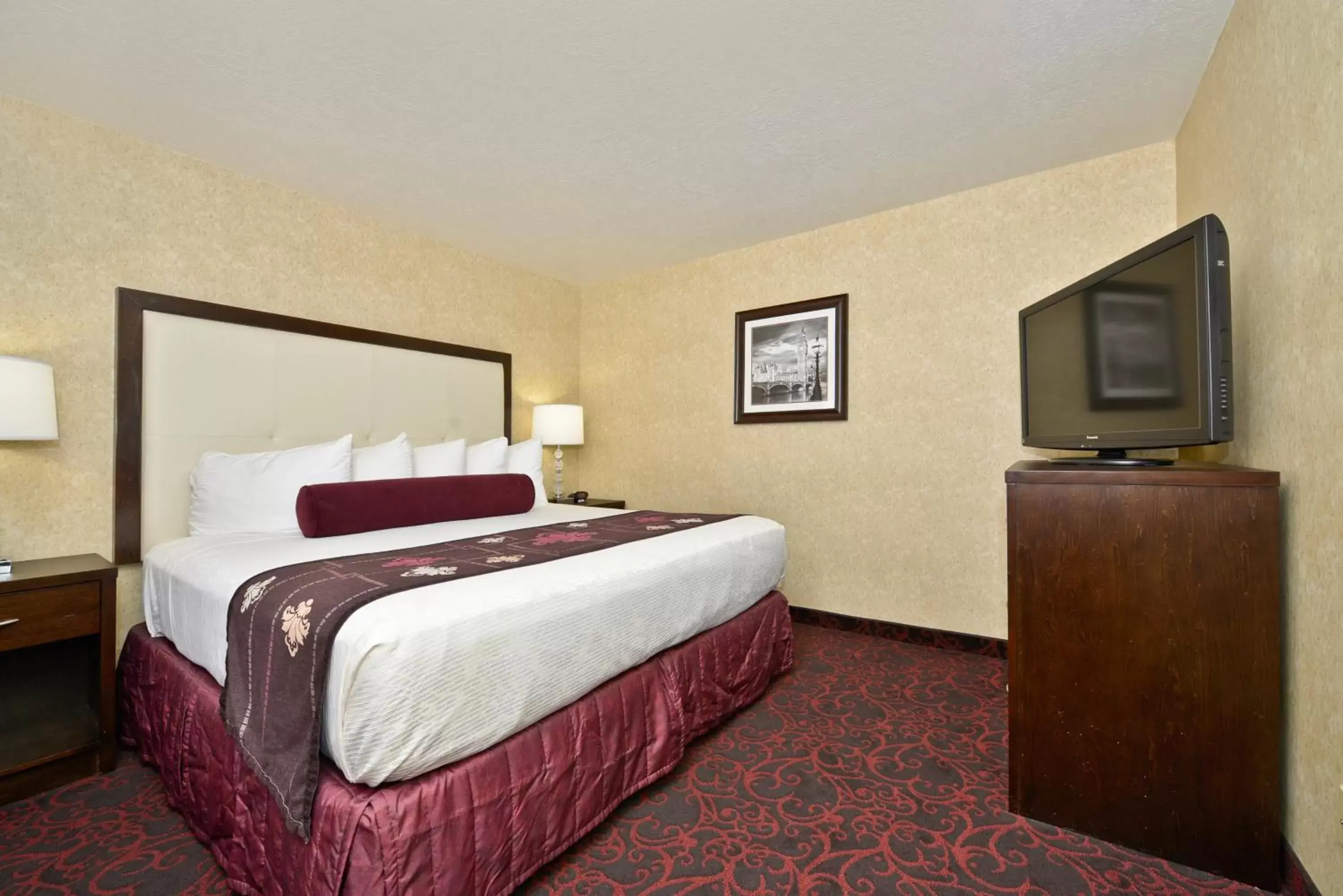 Bed in Best Western Coral Hills