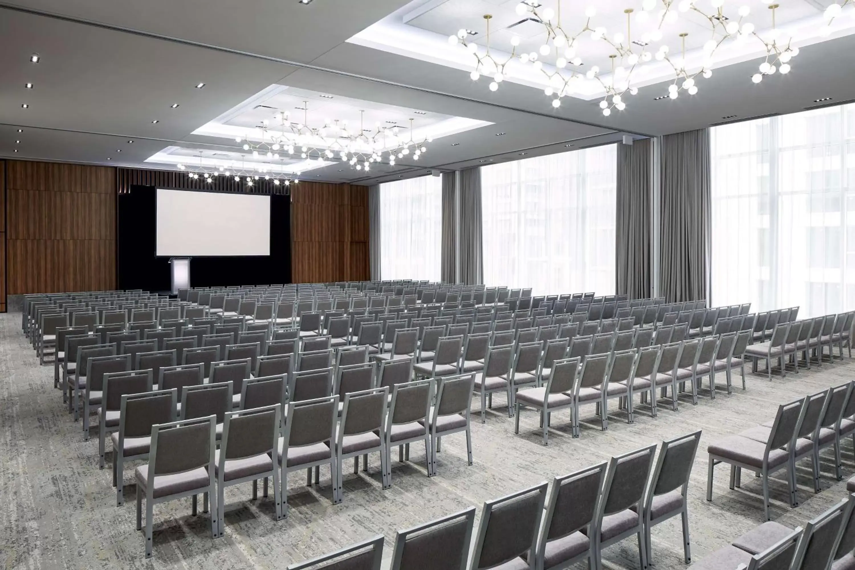 Meeting/conference room in Hilton Garden Inn Montreal Midtown, Quebec, Canada