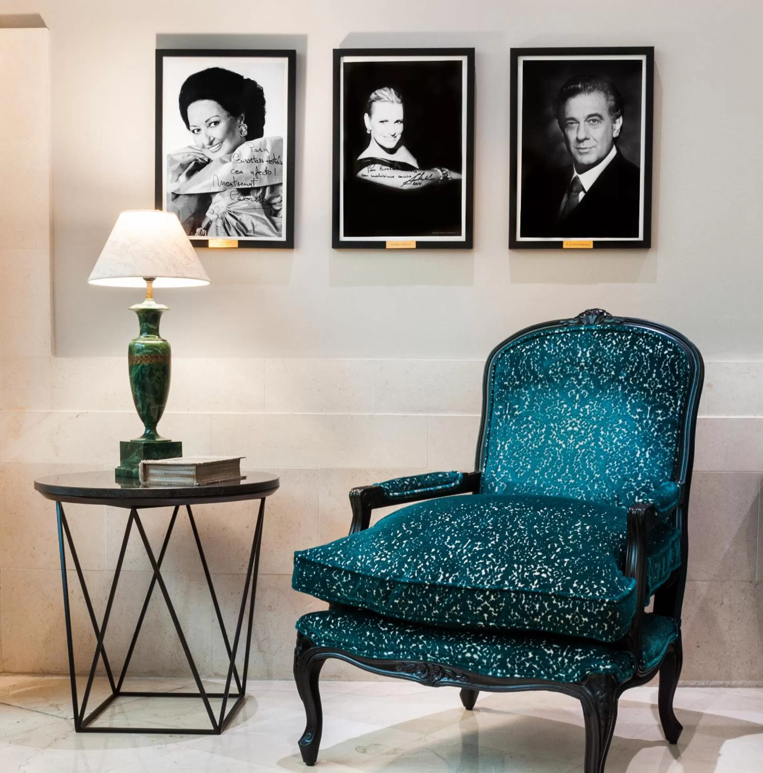 Lobby or reception in Eurostars Casa de la Lírica