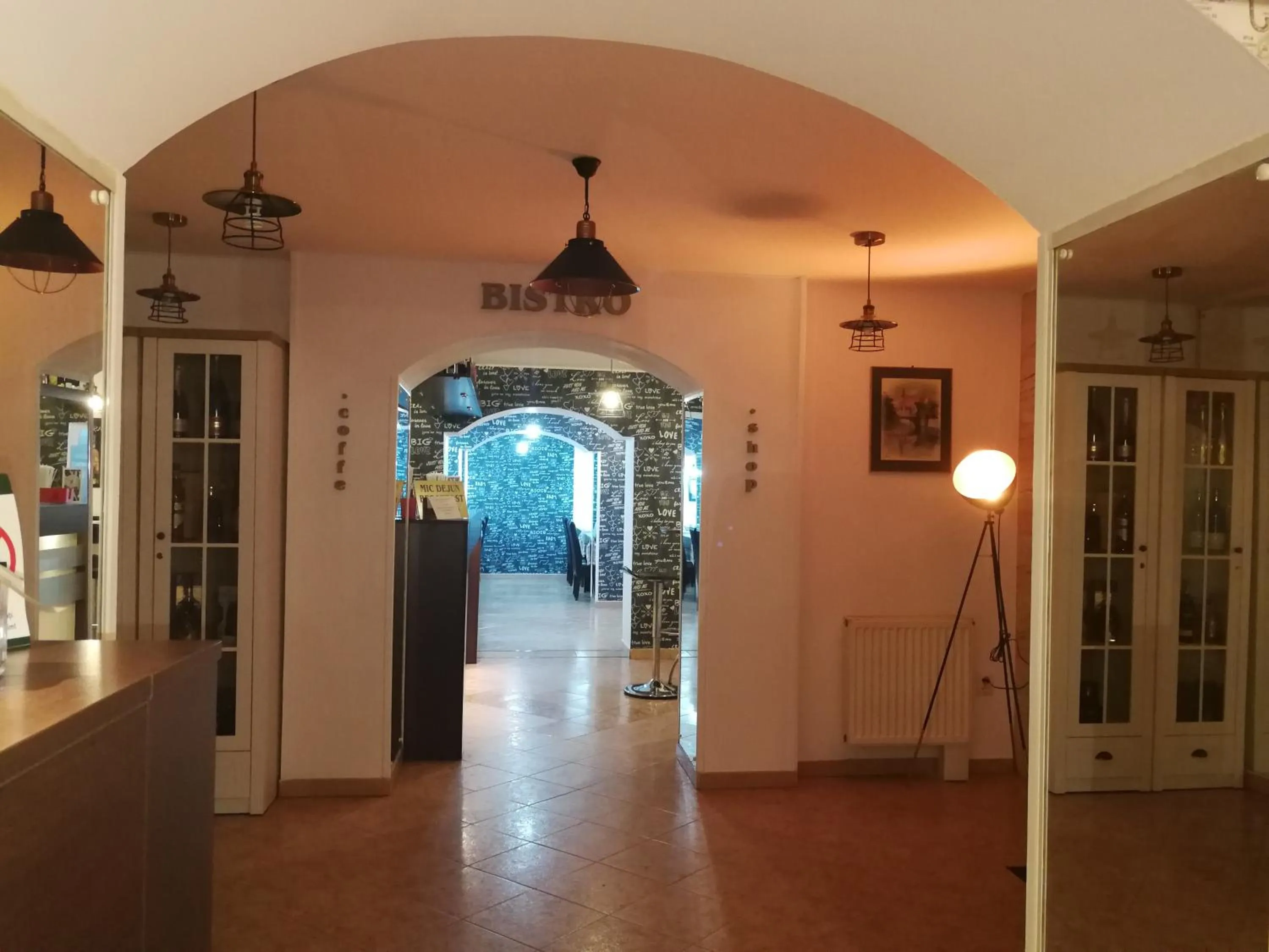 On-site shops in Euro Hotel