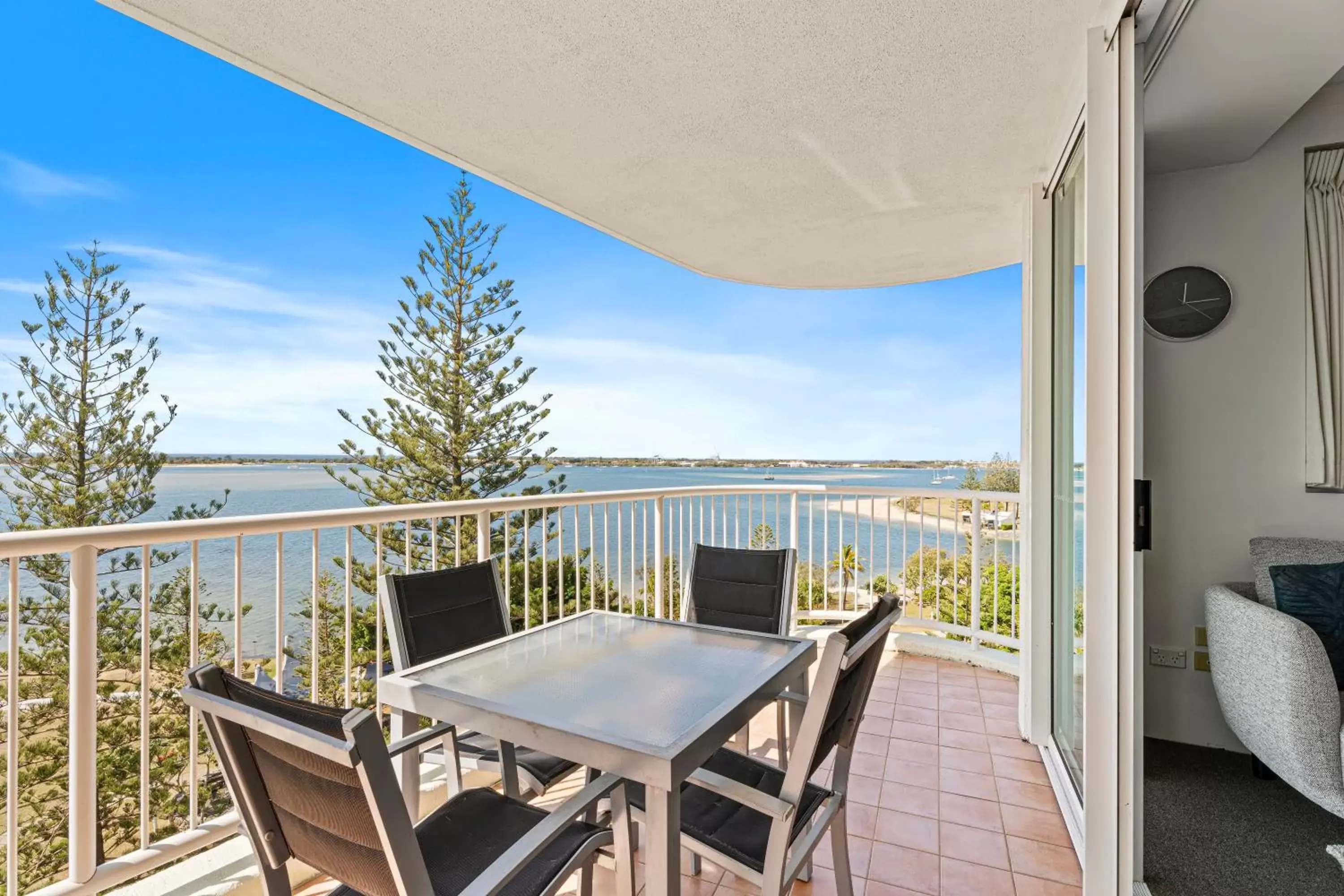 View (from property/room), Balcony/Terrace in Crystal Bay On The Broadwater