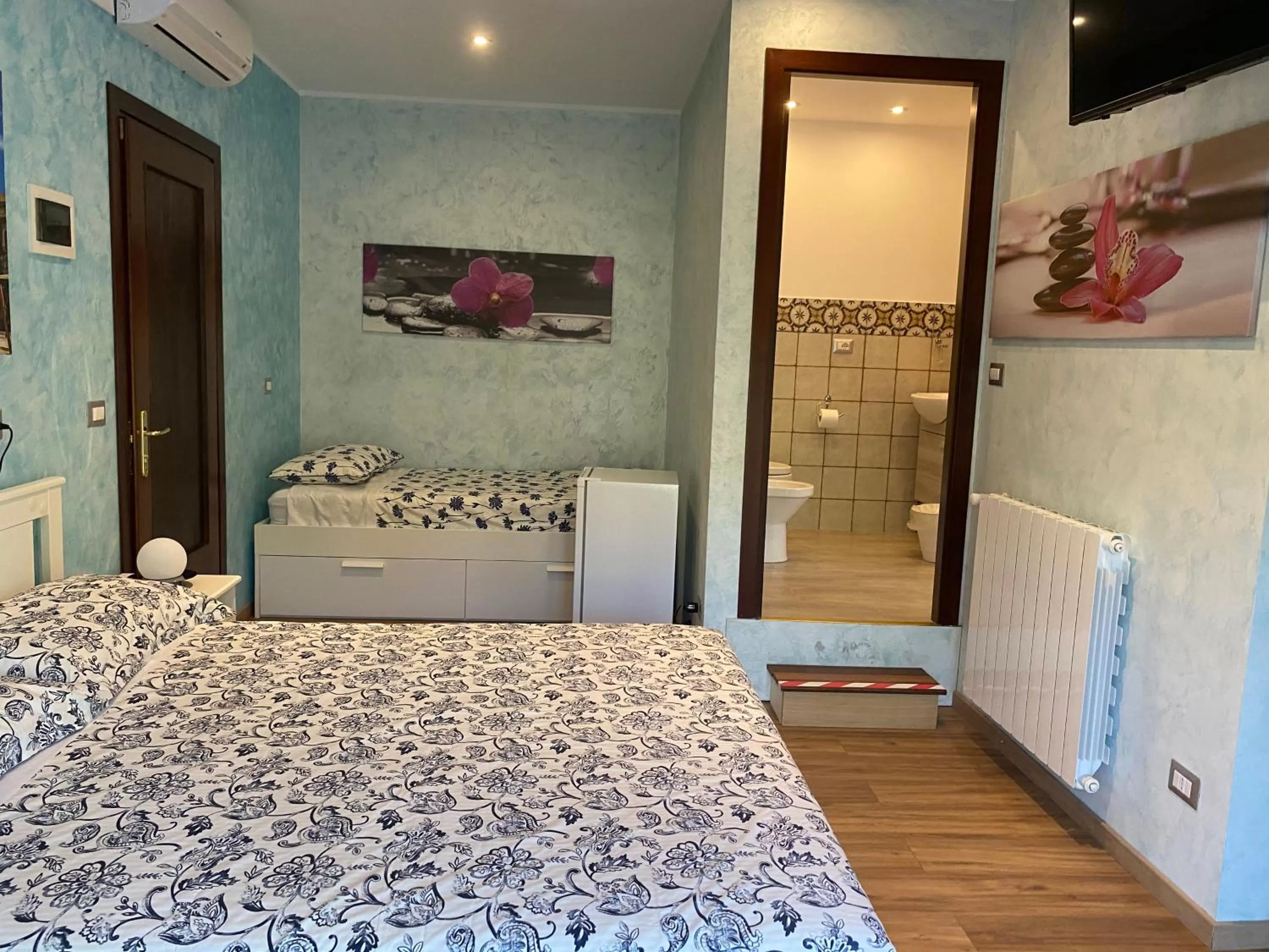 Bed in B&B CATANIA CENTRO - Charme & More