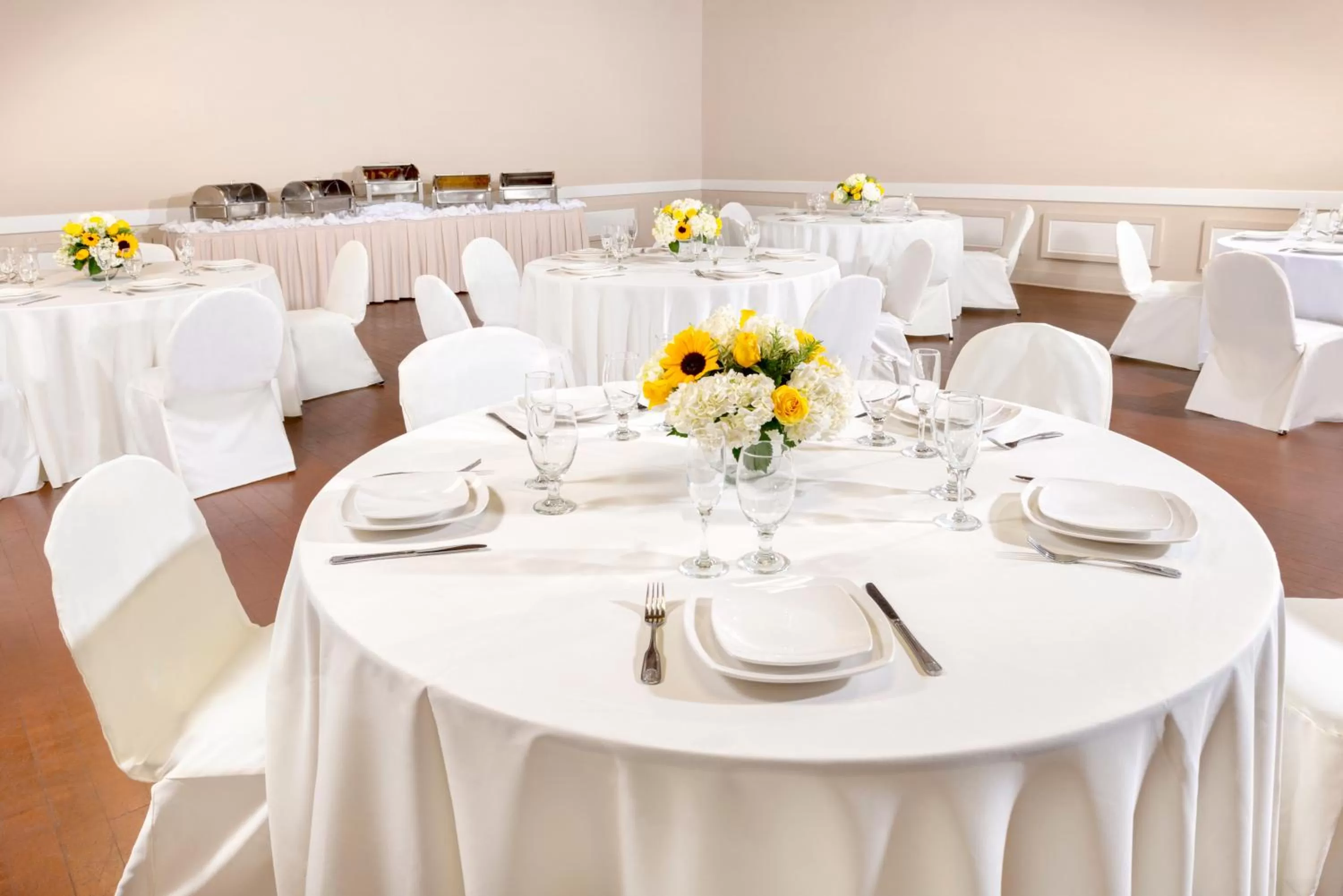 Banquet/Function facilities in Clocktower Inn Ventura