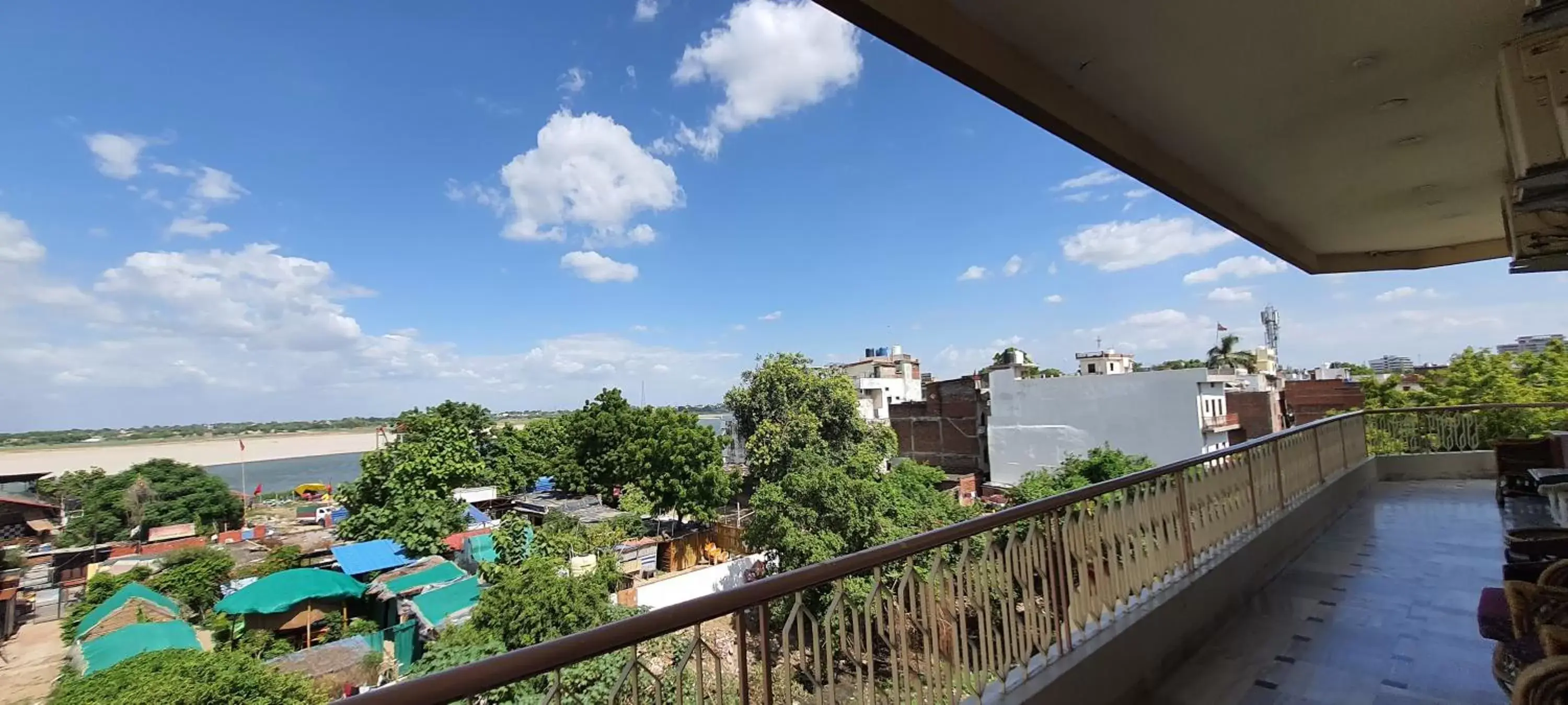 Balcony/Terrace in Hotel Temple On Ganges