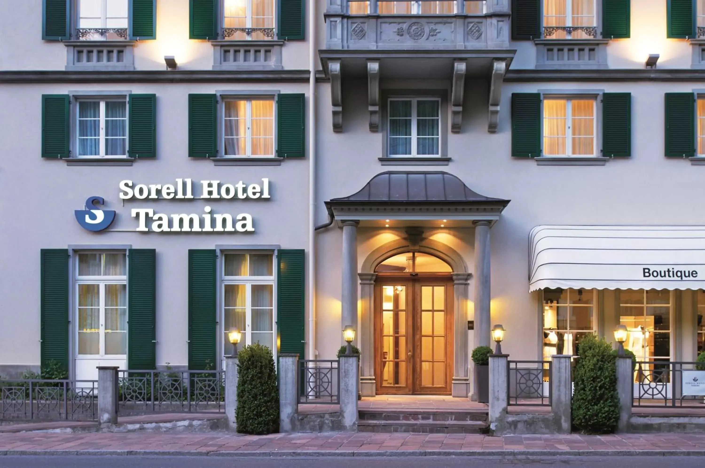Facade/entrance, Property Building in Sorell Hotel Tamina - Garni