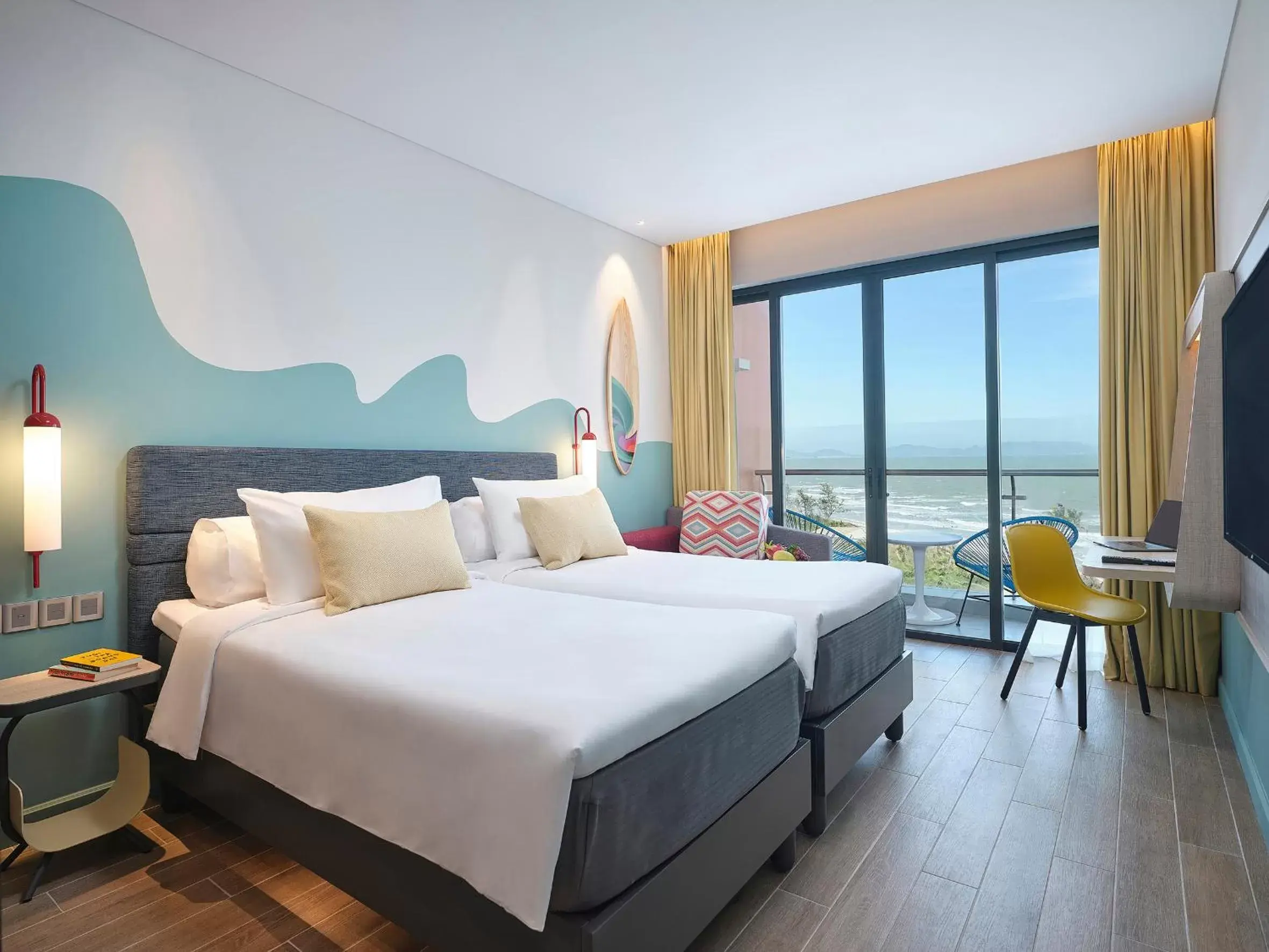 Premium Twin Room with Balcony and Sea View in ibis Styles Vung Tau Premium Twin Room with Balcony and Sea View in ibis Styles Vung Tau
