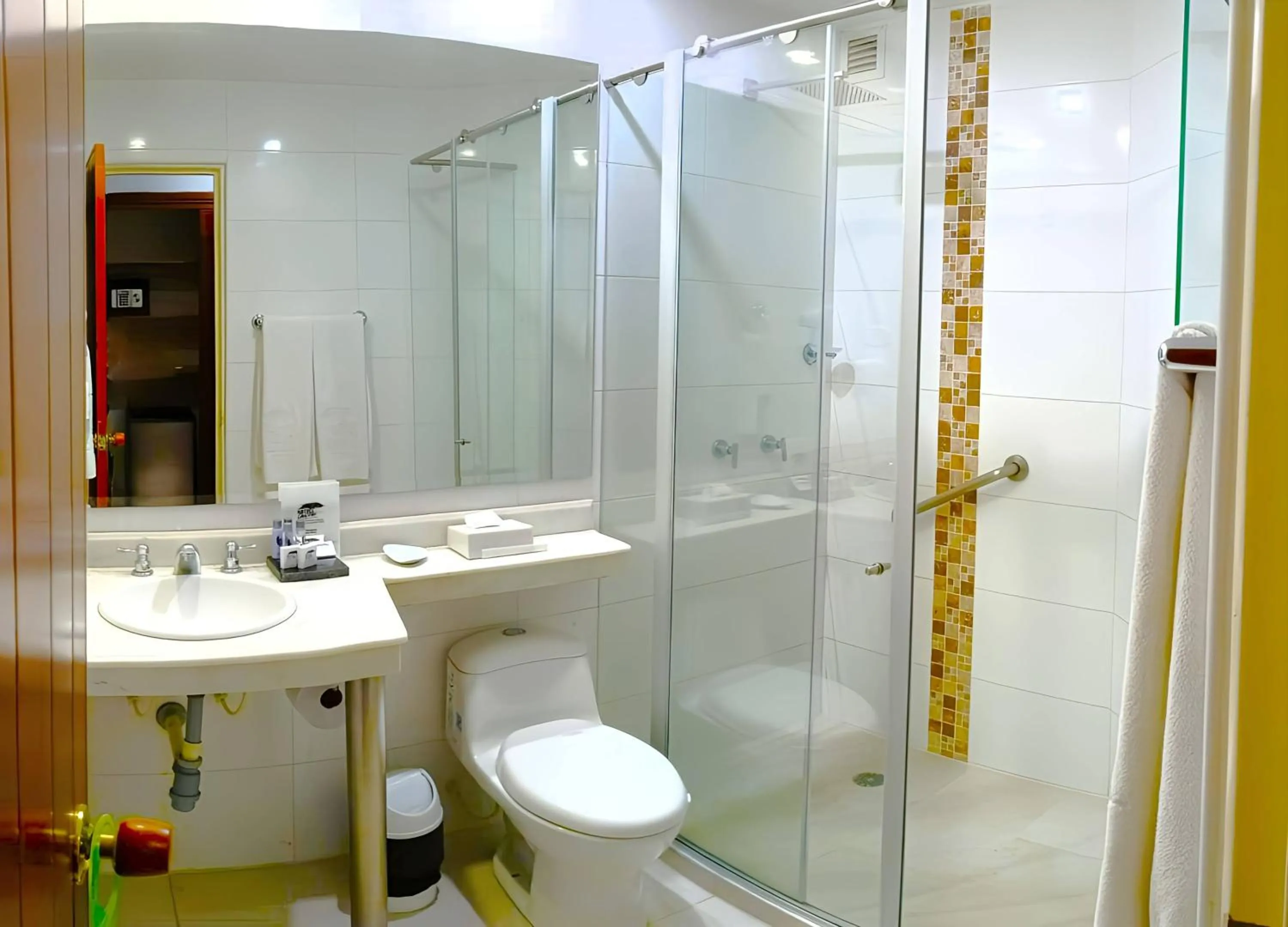 Shower in Hotel Chicala