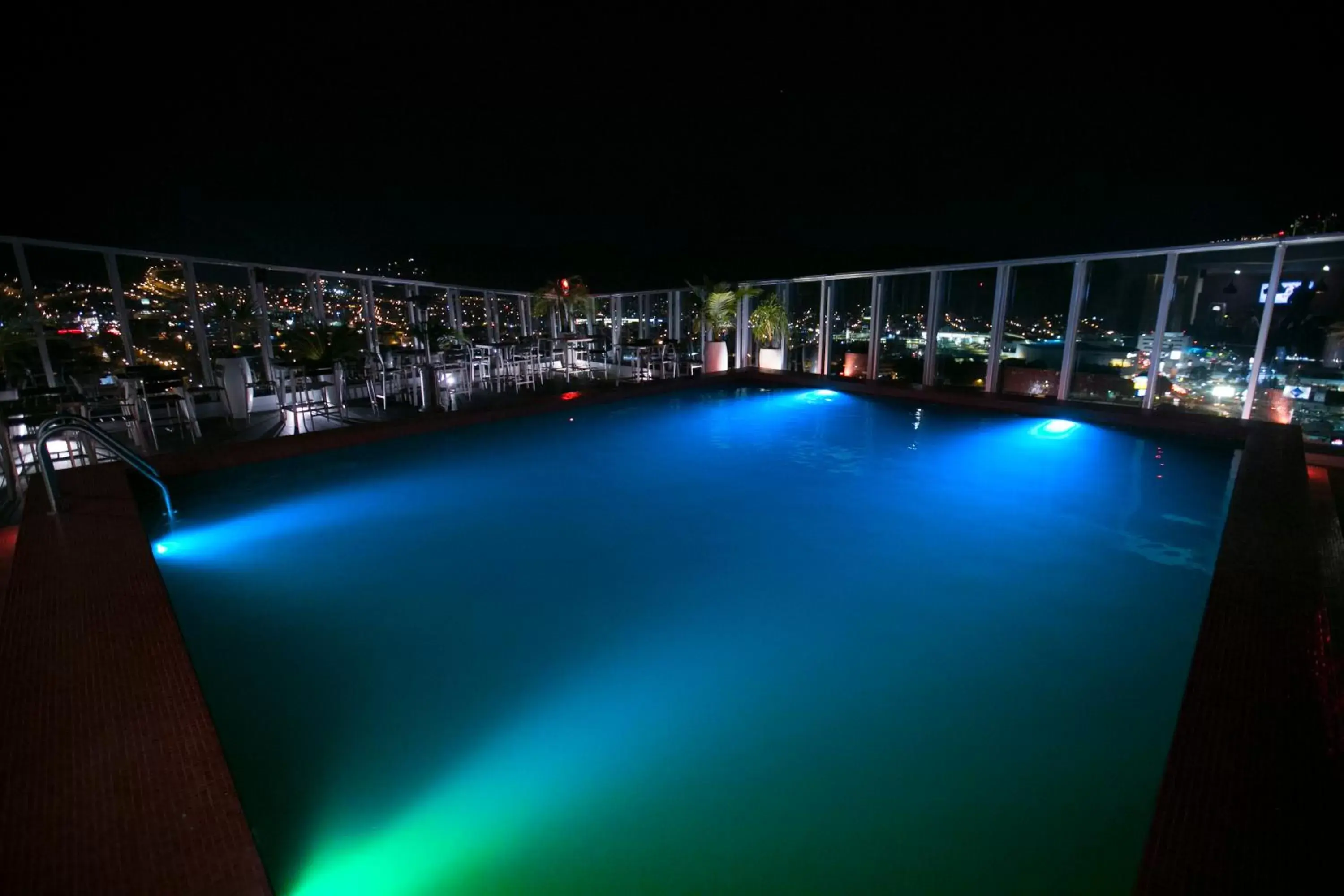 Swimming Pool in Hotel Belo Grand Morelia